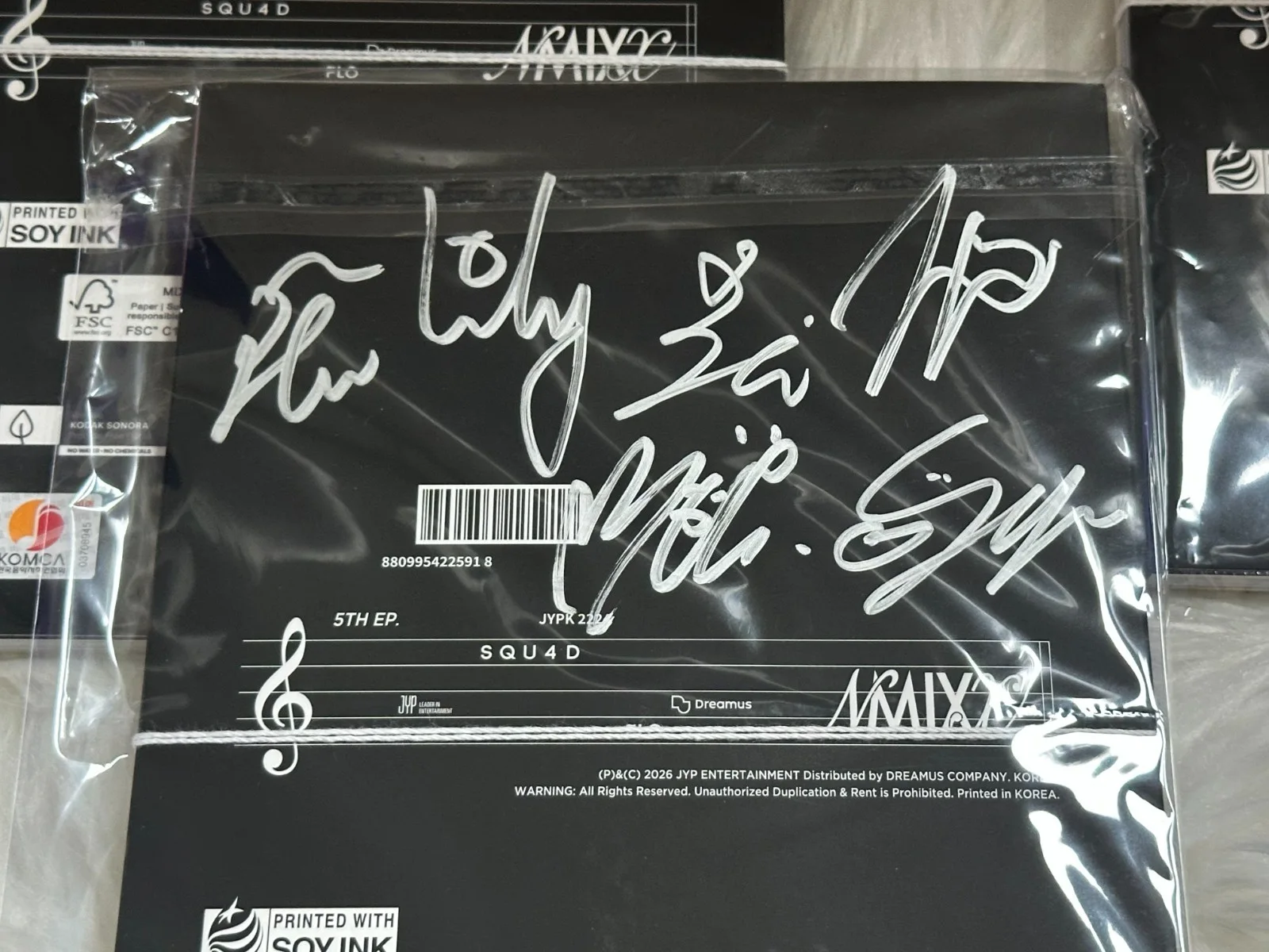 NMIXX - ALL MEMBER Autograph(Signed) PROMO ALBUM KPOP, image 4