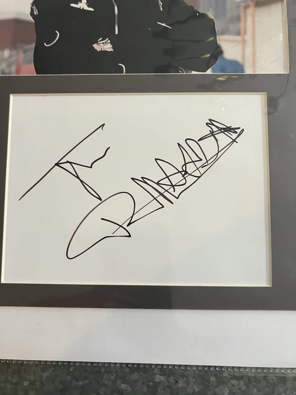 Johnny Rotten SEX PISTOLS Signed Autograph 4x6 Cut With Nice Photo BAS LOA, изображение 5
