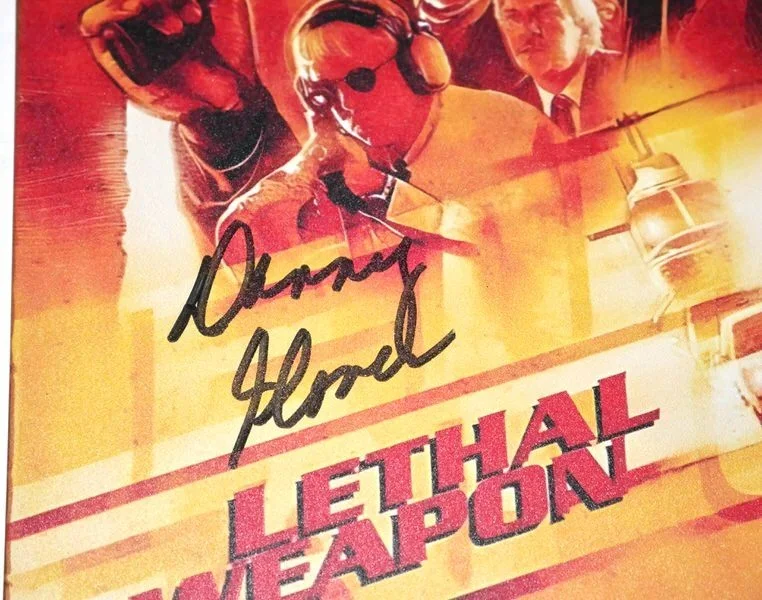 Danny Glover — DANNY GLOVER SIGNED ROGER MURTAUGH LETHAL WEAPON 8 x 12 TIN PHOTO JSA WITNESSED, изображение 3