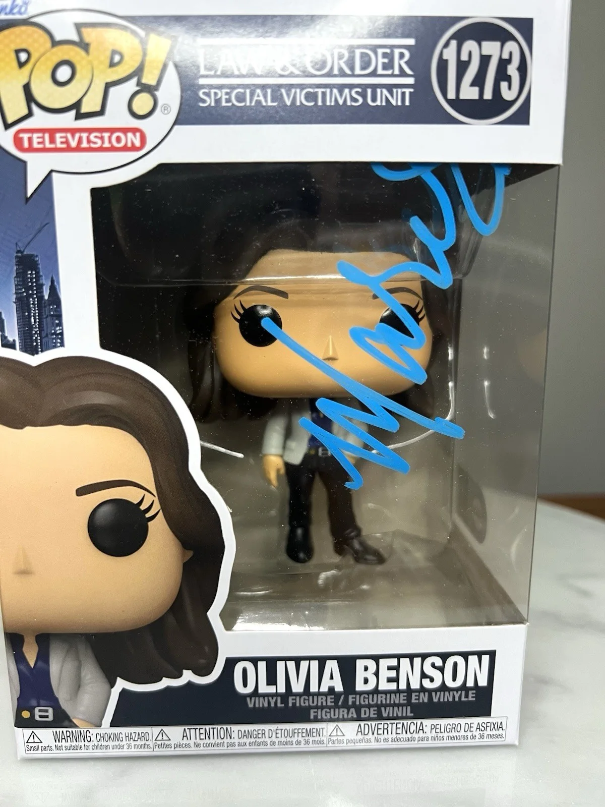 Mariska Hargitay — Mariska Hargitay ‘Olivia Benson’ Law & Order Signed Autograph Funko Pop SWAU COA, image 2