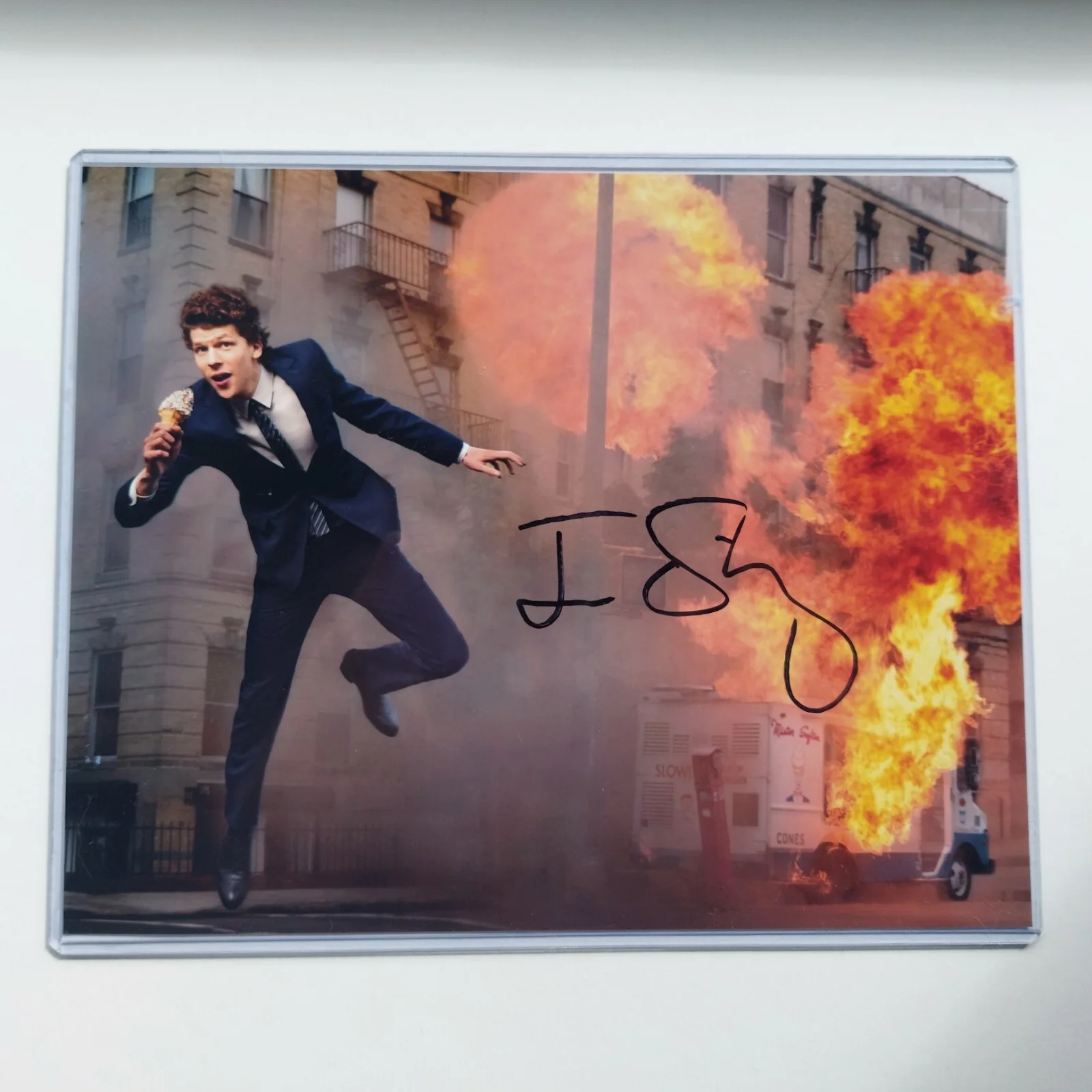 Jesse Eisenberg — Jesse Eisenberg Signed Autographed 8x10 Photo The Social Network Lex Luthor, изображение 3
