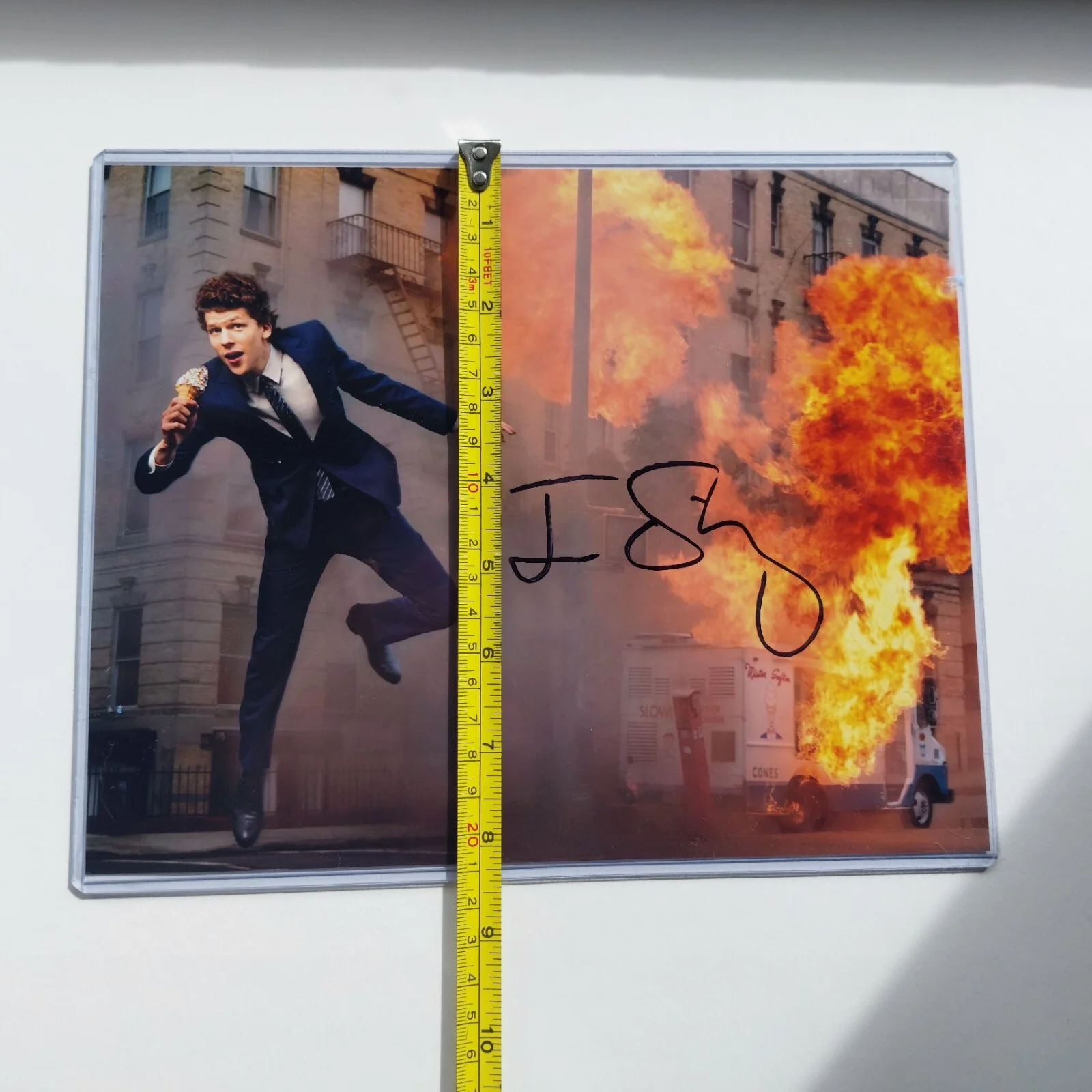 Jesse Eisenberg — Jesse Eisenberg Signed Autographed 8x10 Photo The Social Network Lex Luthor, изображение 4