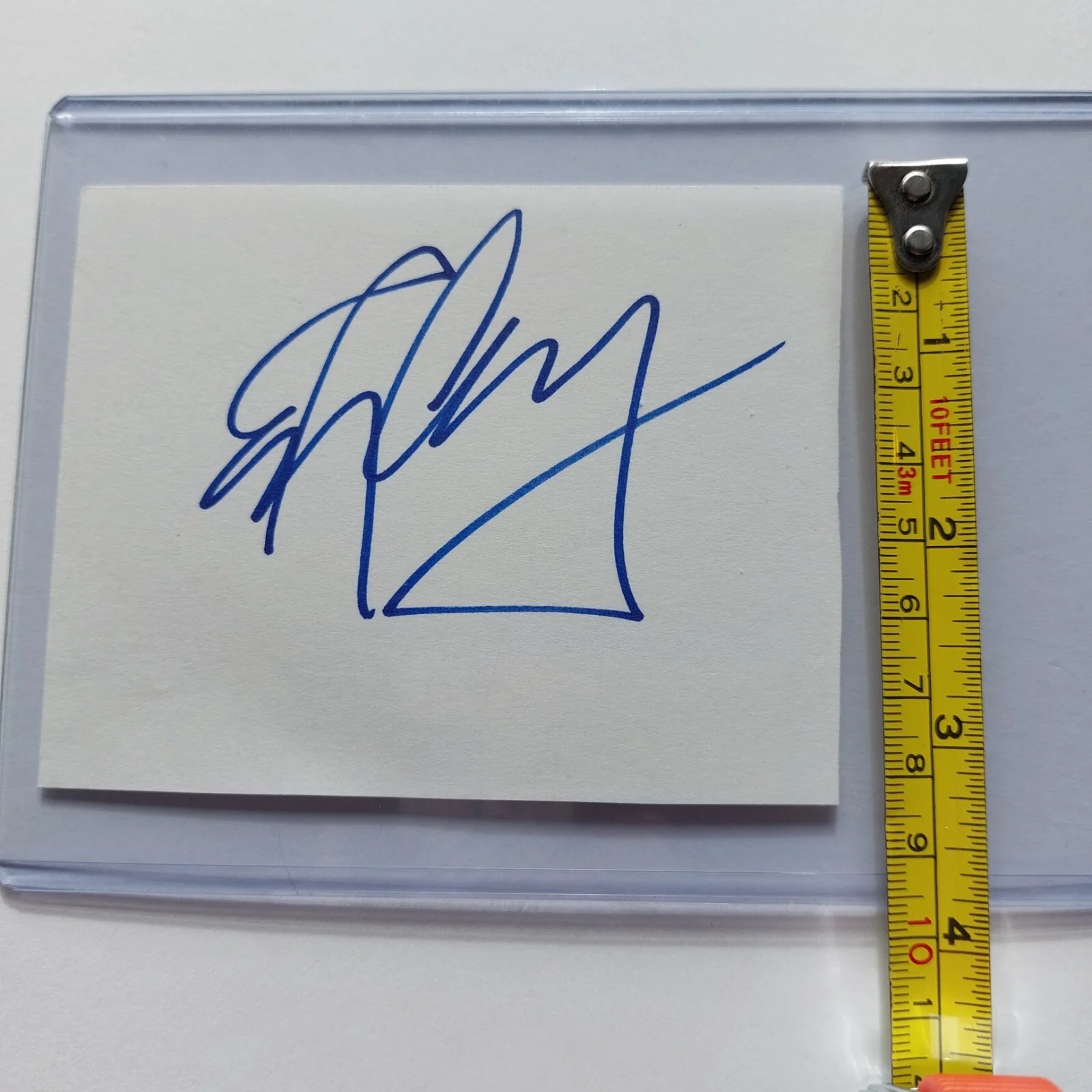 Eugene Levy — Eugene Levy Signed Cut Auto (Schitt's Creek, American Pie, Waiting for Guffman), изображение 5