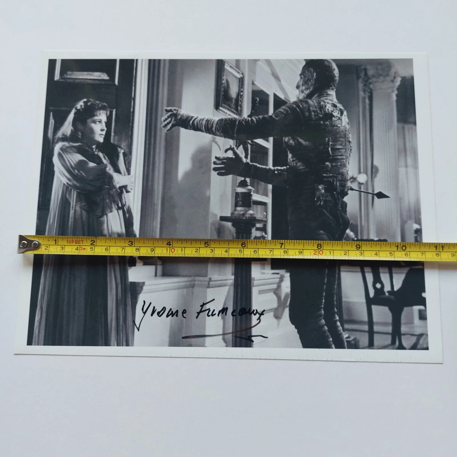 Yvonne Furneaux — Yvonne Furneaux Signed The Mummy 1959 Photo Hammer Horror French Actress, изображение 3