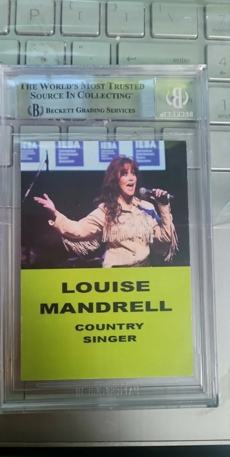 Louise Mandrell Autograph Beckett Authentic Sealed Custom Card Inscription "Love, изображение 3