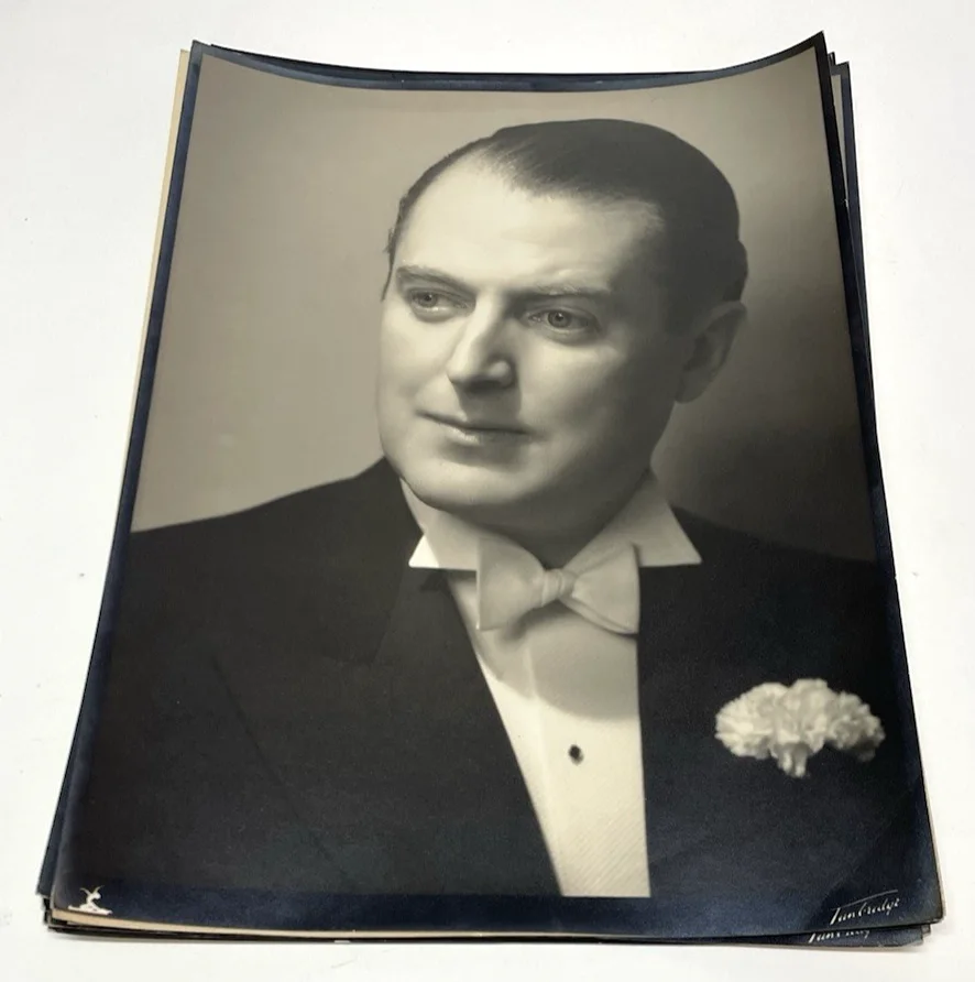 Vintage British Actor Jack Warner Large Photos Two Signed London Studio Lot x9, изображение 2