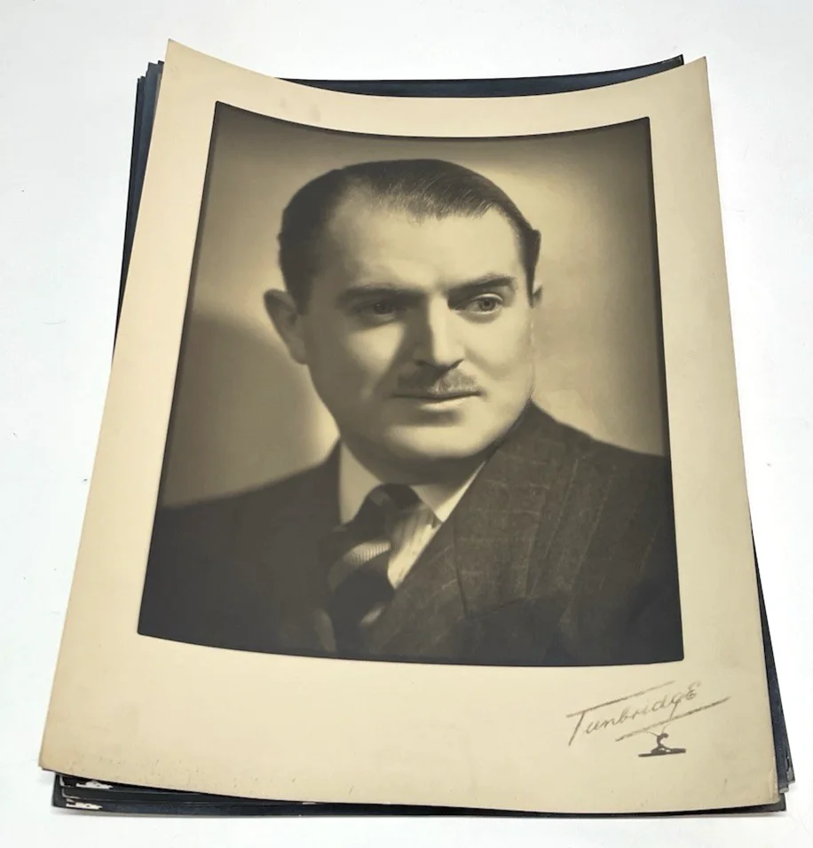 Vintage British Actor Jack Warner Large Photos Two Signed London Studio Lot x9, изображение 5