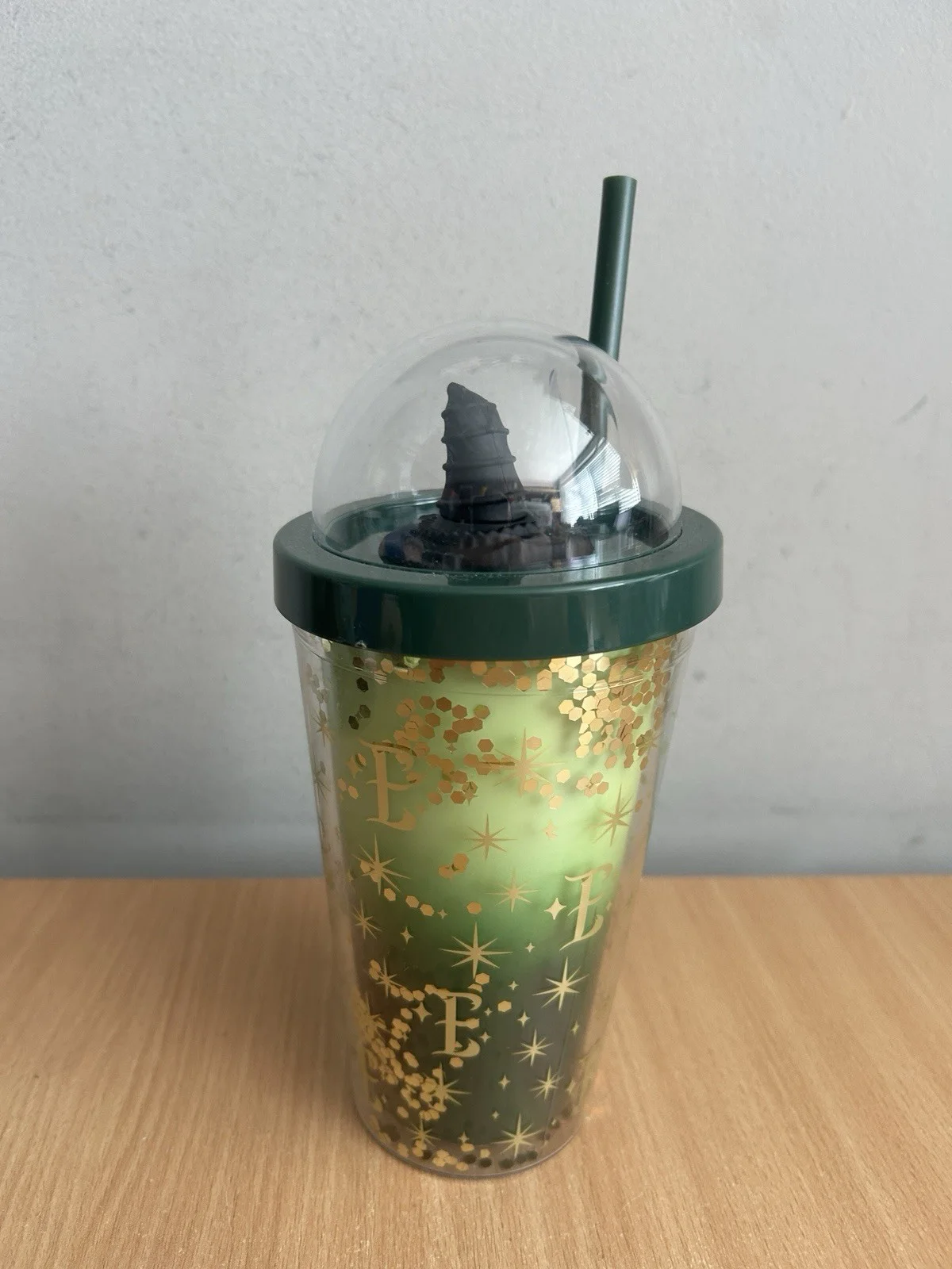 Wicked Exclusive Elphaba Witch Hat Plastic Drinks Glass Tumbler Lid Straw, image 4