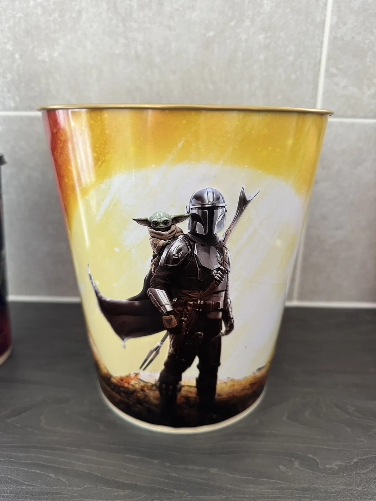 The Mandalorian And Grogu Popcorn Bucket + Cup With Figure Odeon Official Merch, изображение 5
