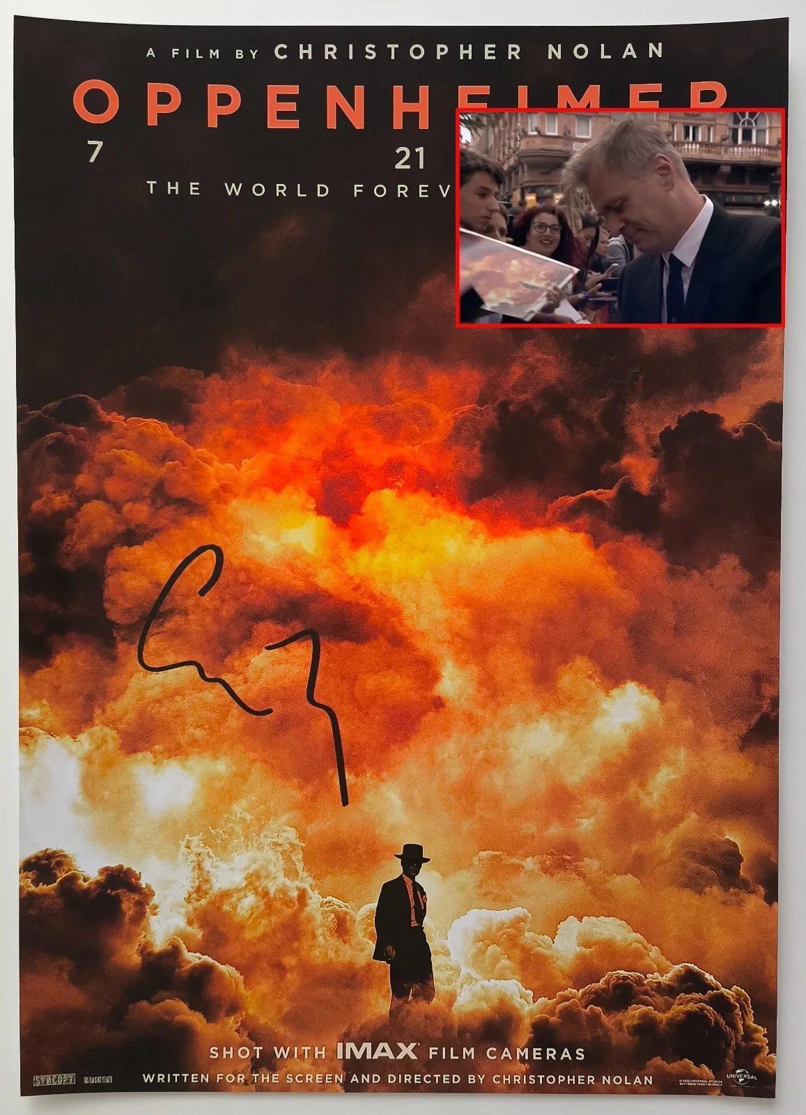 CHRISTOPHER NOLAN — CHRISTOPHER NOLAN ( Oppenheimer ) SIGNED AUTOGRAPHED PHOTO 8X12 RARE