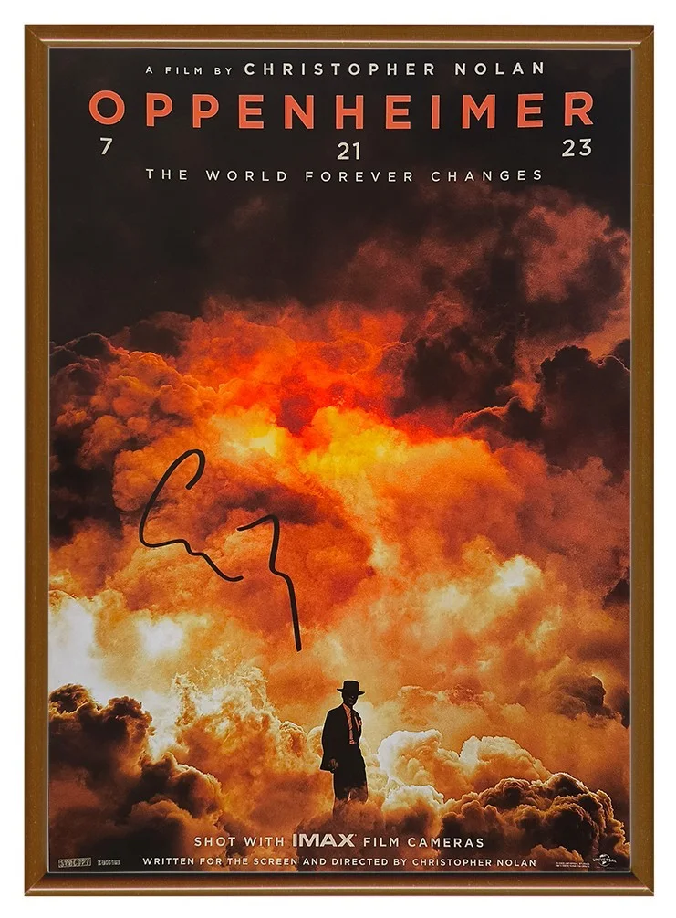 CHRISTOPHER NOLAN — CHRISTOPHER NOLAN ( Oppenheimer ) SIGNED AUTOGRAPHED PHOTO 8X12 RARE, изображение 2