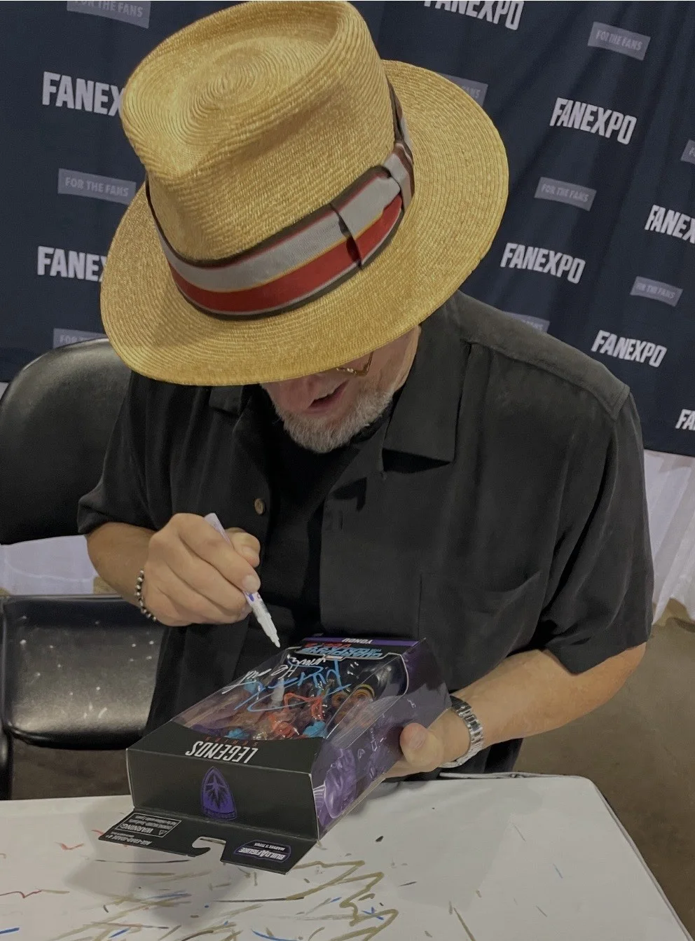 Michael Rooker SIGNED Yandu Marvel Legends Figure Guardians Of The Galaxy PROOF, image 2