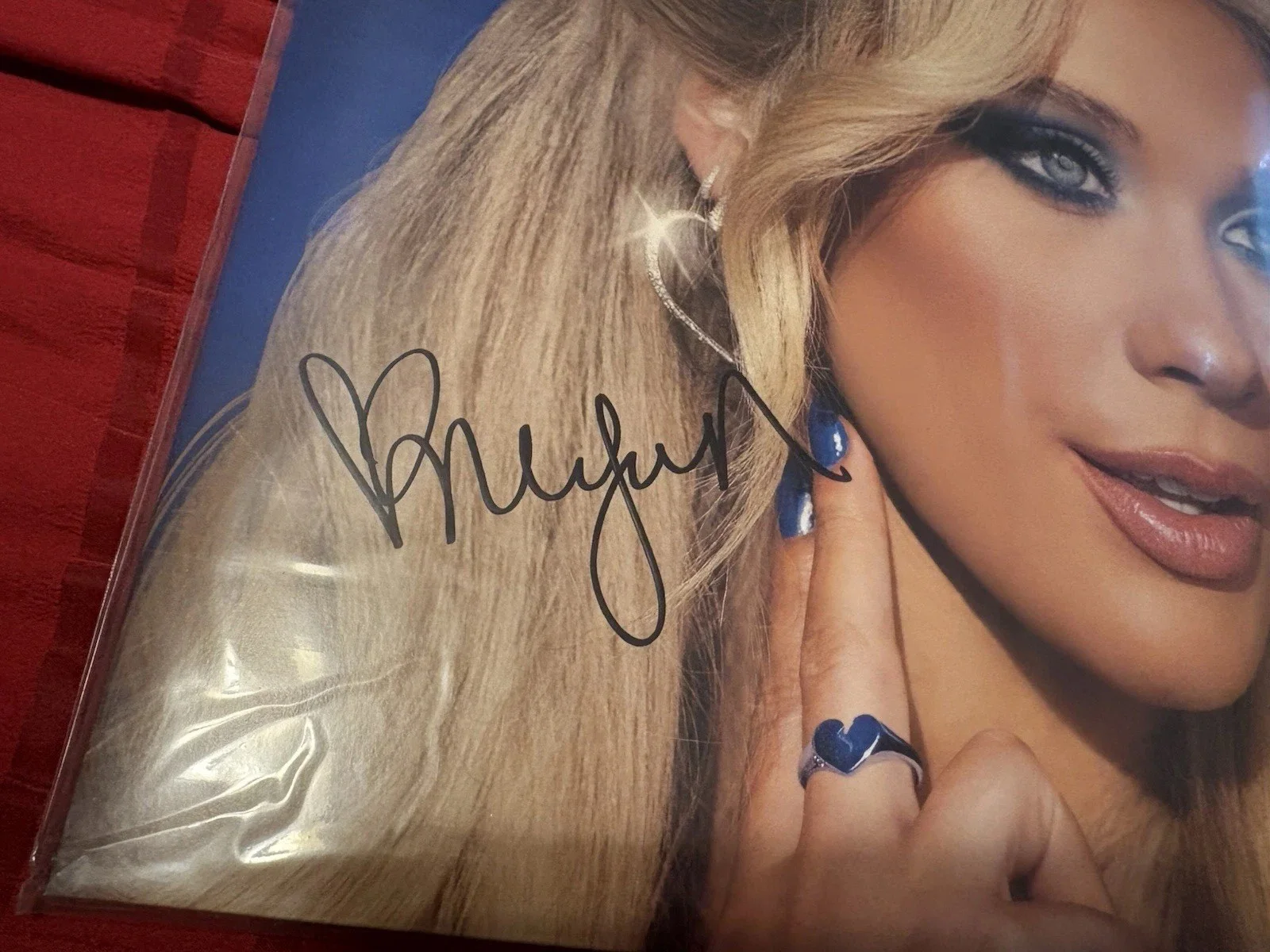MEGAN MORONEY Am I Okay? LP White Vinyl AUTOGRAPHED SIGNED, image 2
