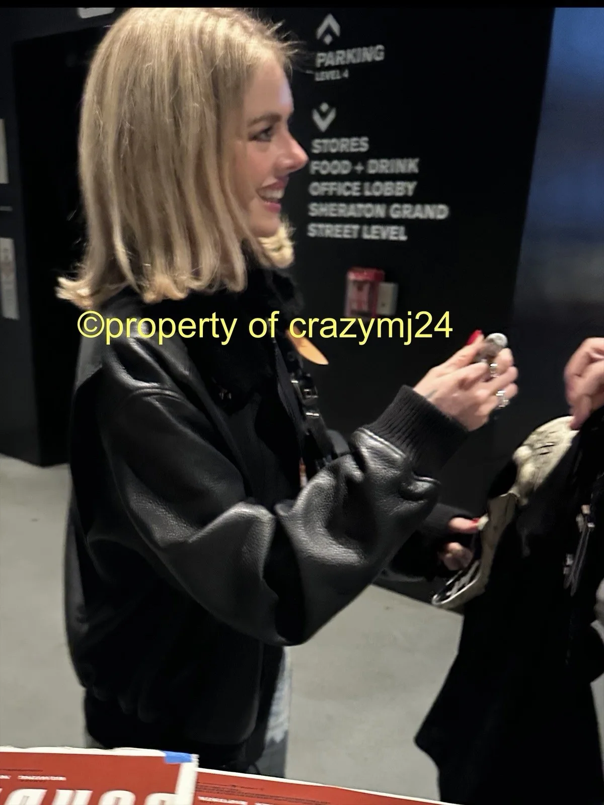 Samara Weaving Signed Ready Or Not 12x18 Poster Scream Autograph Proof PSA COA, image 3
