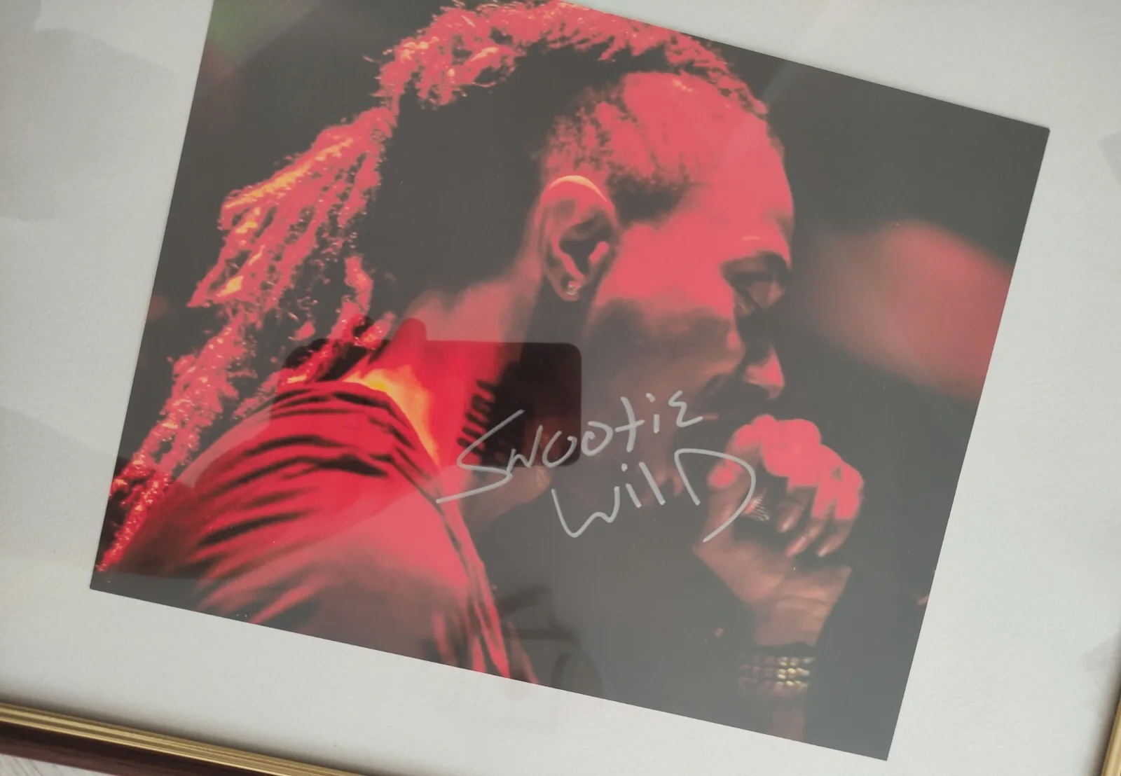 SNOOTIE WILD SIGNED AUTOGRAPHED PHOTO 8X10 RARE, image 2
