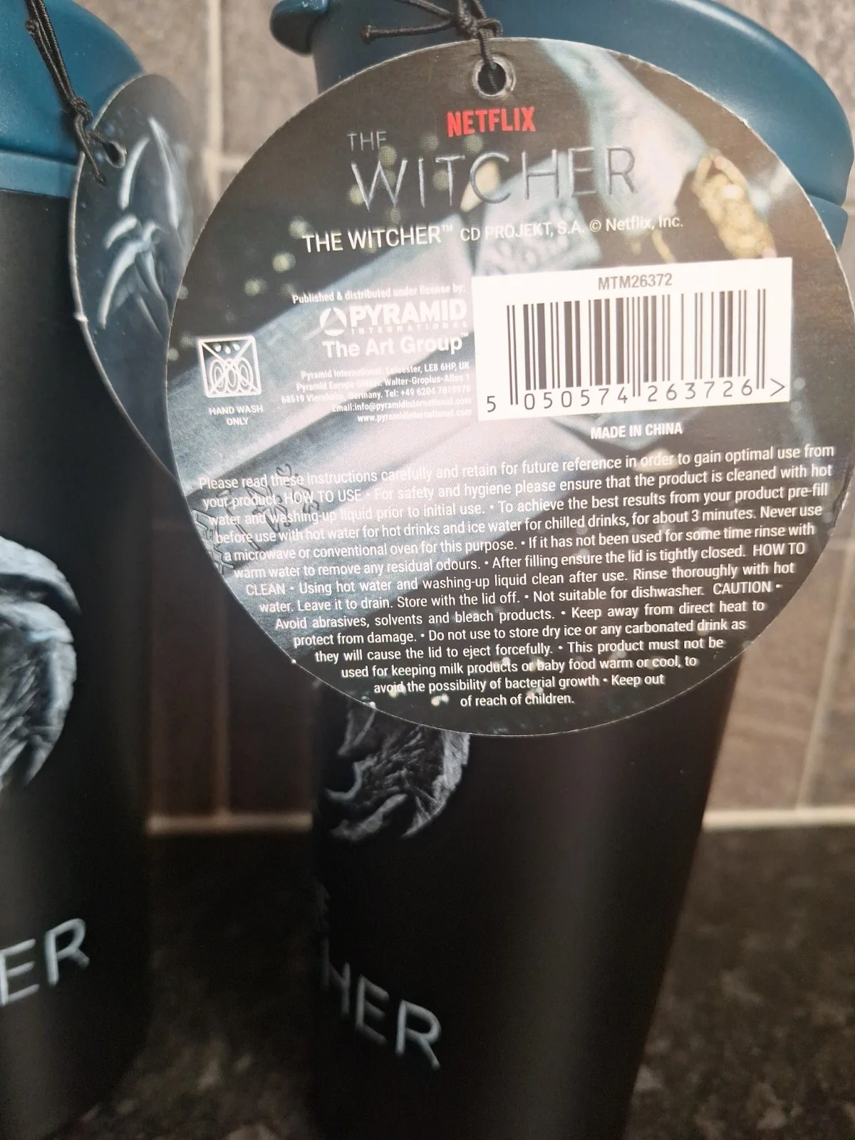 The Witcher The Wolf Sigil Metal Travel Mug Coffee Cup with Lid Black 450ml New, image 5