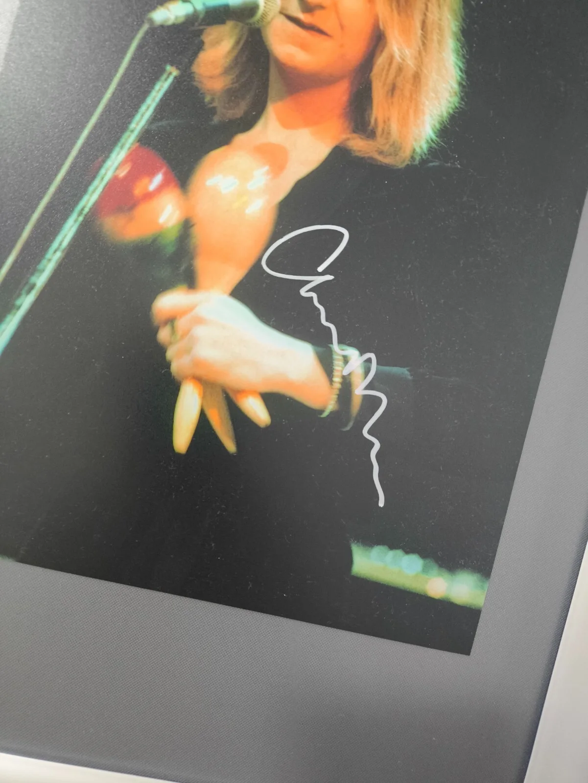 CHRISTINE McVIE SIGNED AUTOGRAPHED PHOTO 8X10 RARE, image 2