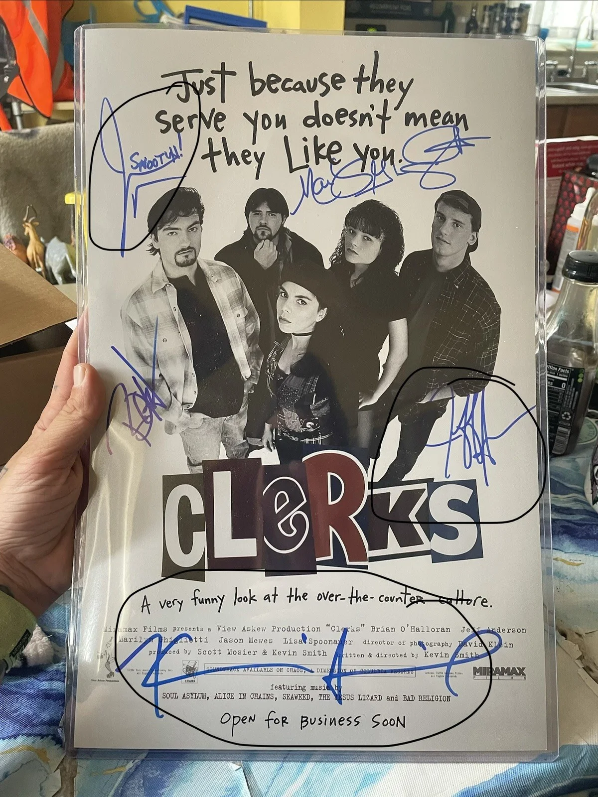 Not visible — Clerks Signed Poster 11x17 in Autographed JSA Witnessed (READ DISCRIPTION), изображение 2