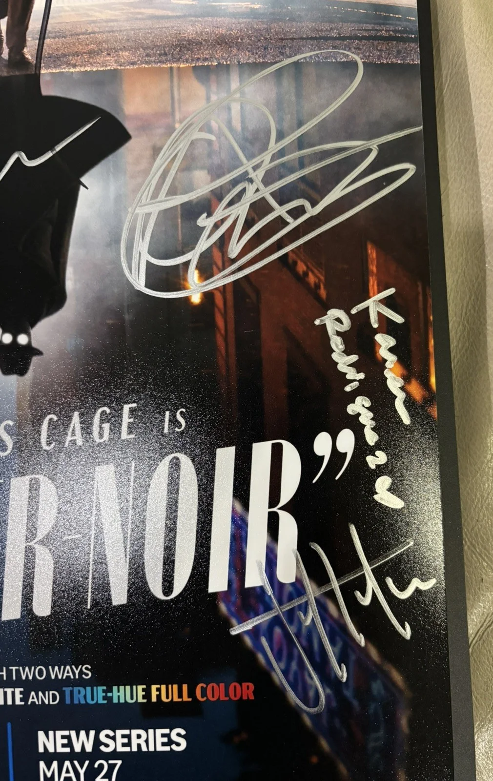 Nicolas Cage — Spider-Noir 11x17 Photo Signed by Nicolas Cage Lamorne Morris Li Jun Li w/Proof, изображение 4