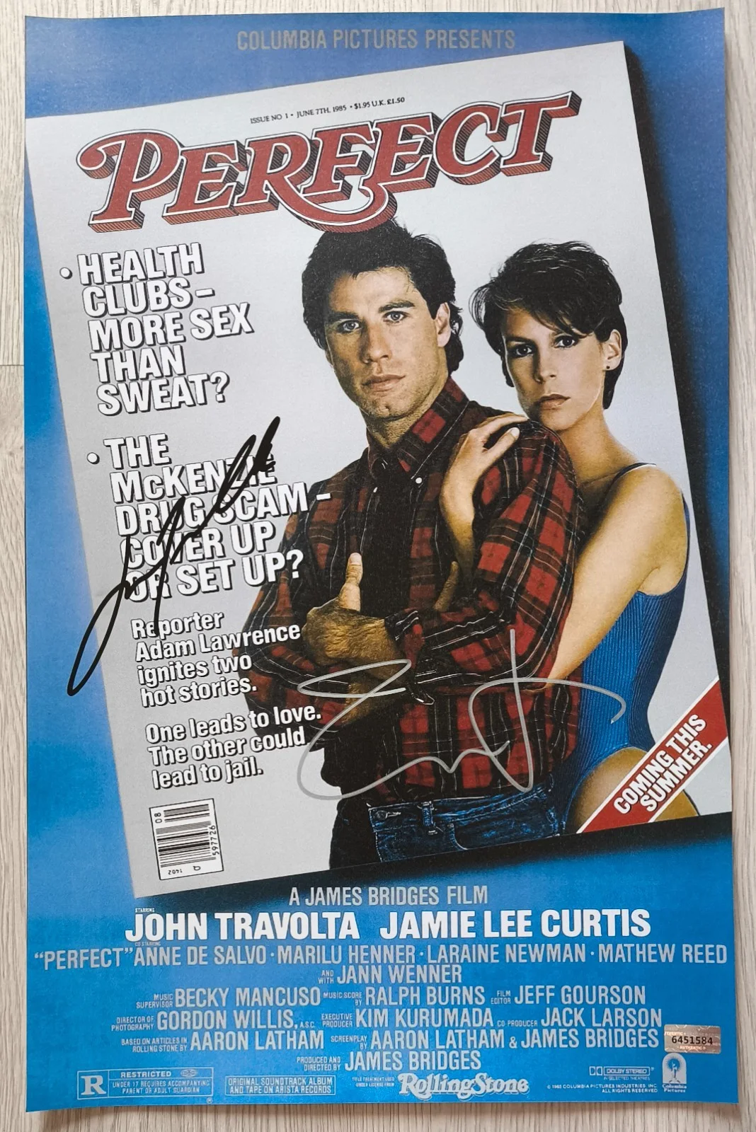 John Travolta, Jamie Lee Curtis — Autograph John Travolta,Jamie Lee Curtis 11x17 Poster ( Perfect )