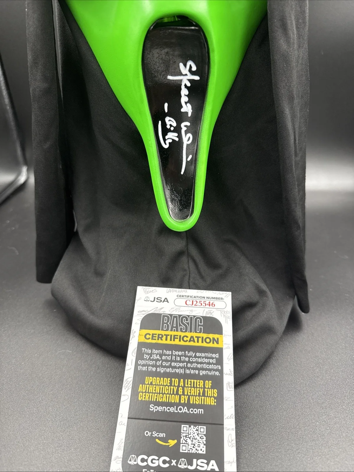 Skeet Ulrich — Skeet Ulrich Signed Ghostface Fun World Fluorescent Mask Scream JSA COA STAB, image 2