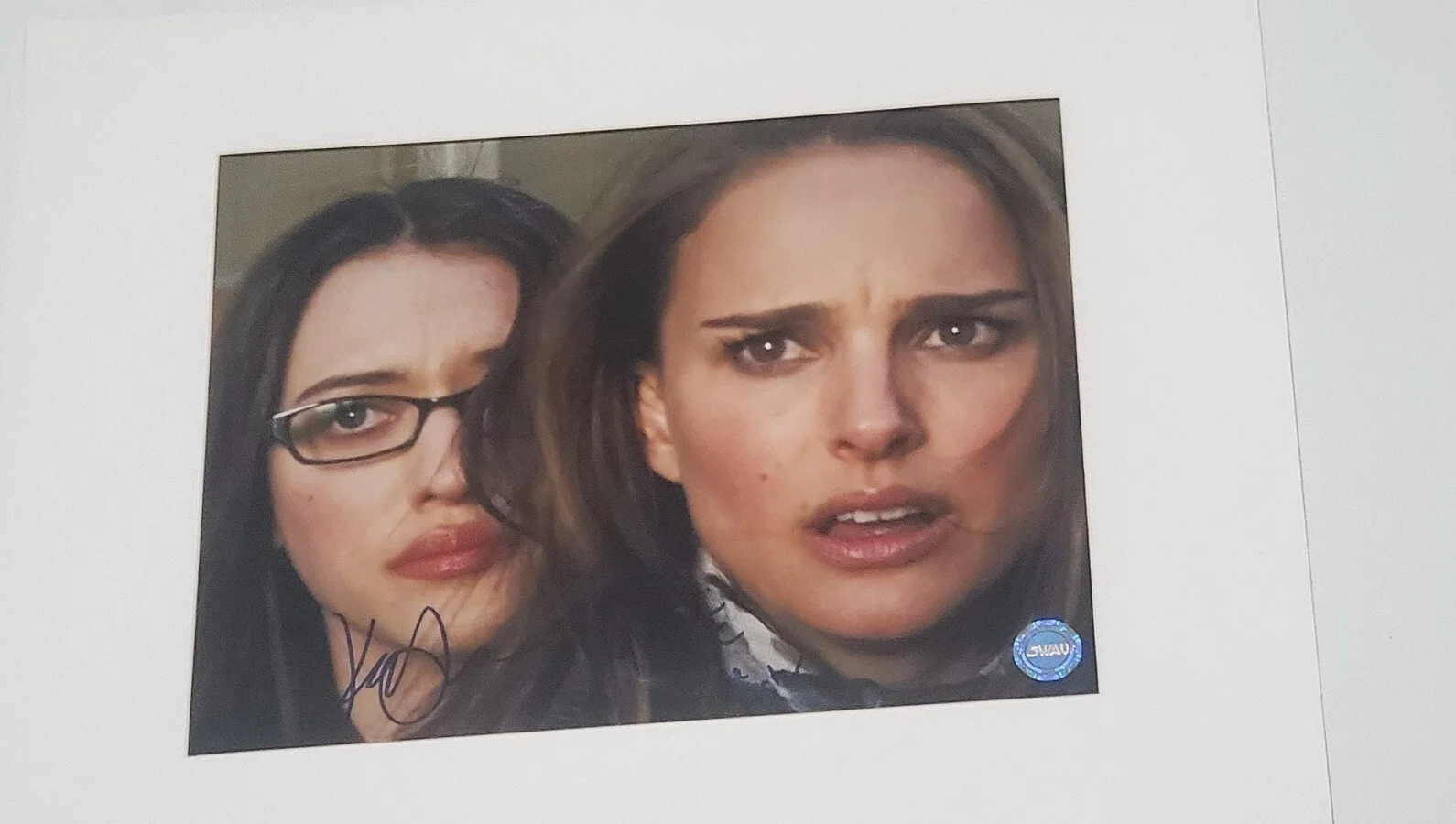 Natalie Portman and Kat Dennings — Natalie Portman & Kat Dennings signed 11 x 14 photo SWAU Thor : The Dark World