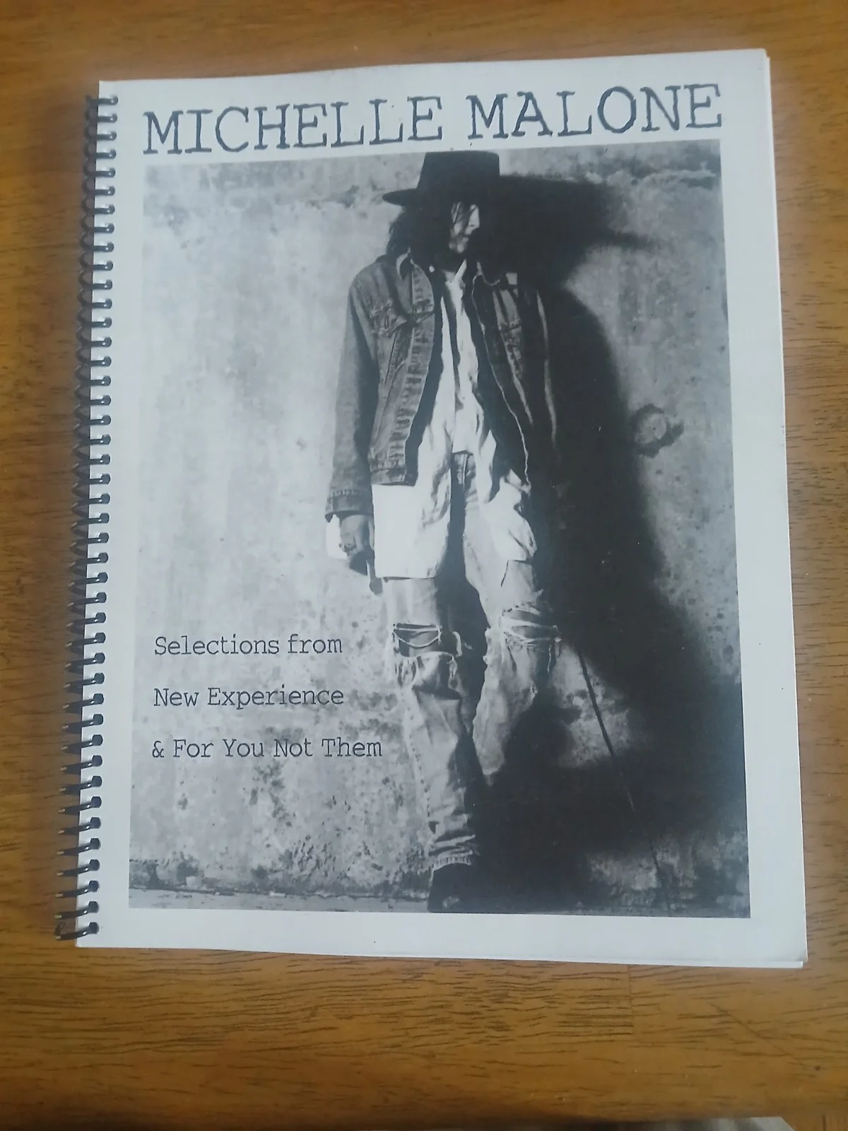 Michelle Malone SIGNED Songbook & photos, image 4
