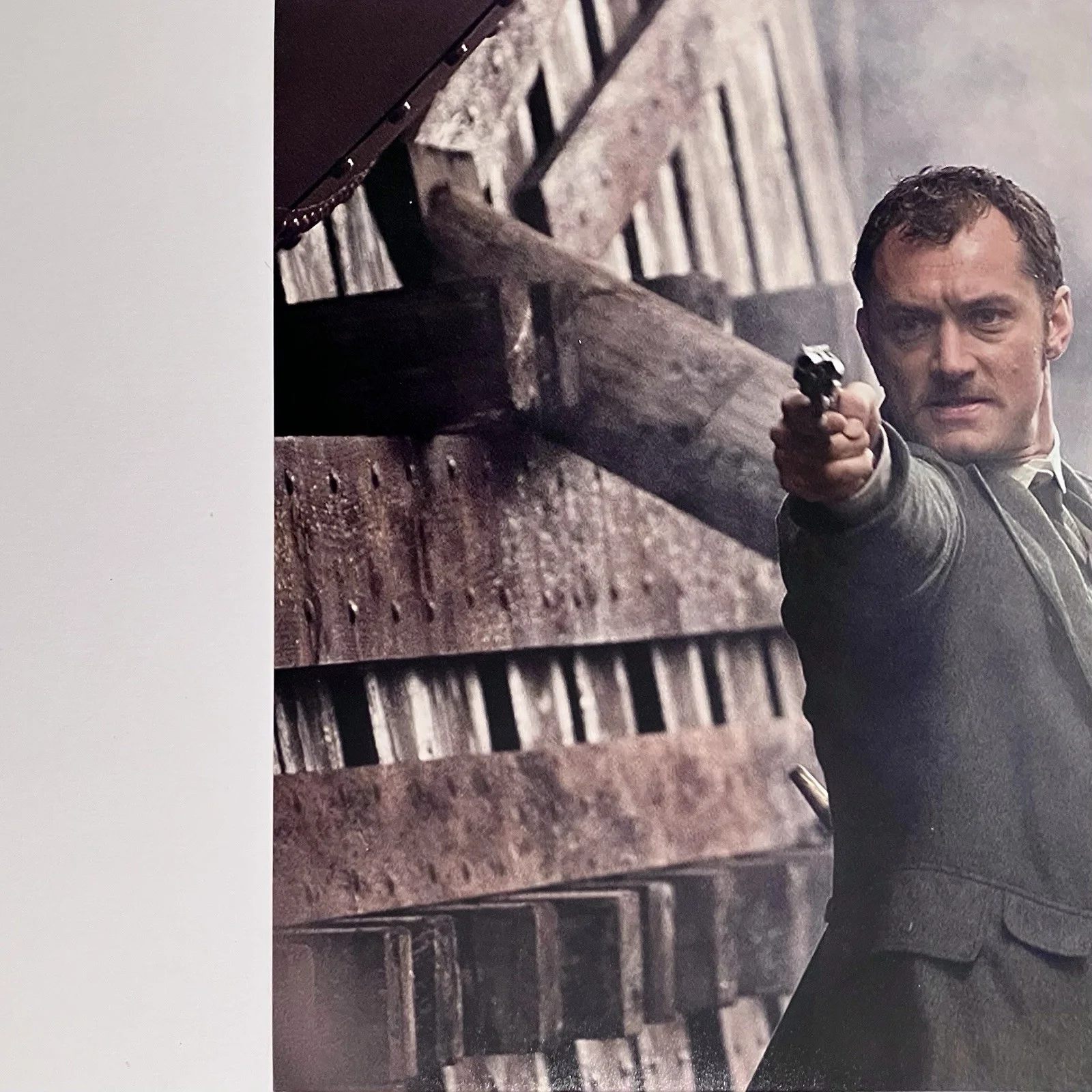Jude Law — JUDE LAW Signed 8x10 Photo / SHERLOCK HOLMES, Fantastic Beasts, CAPTAIN MARVEL, изображение 3