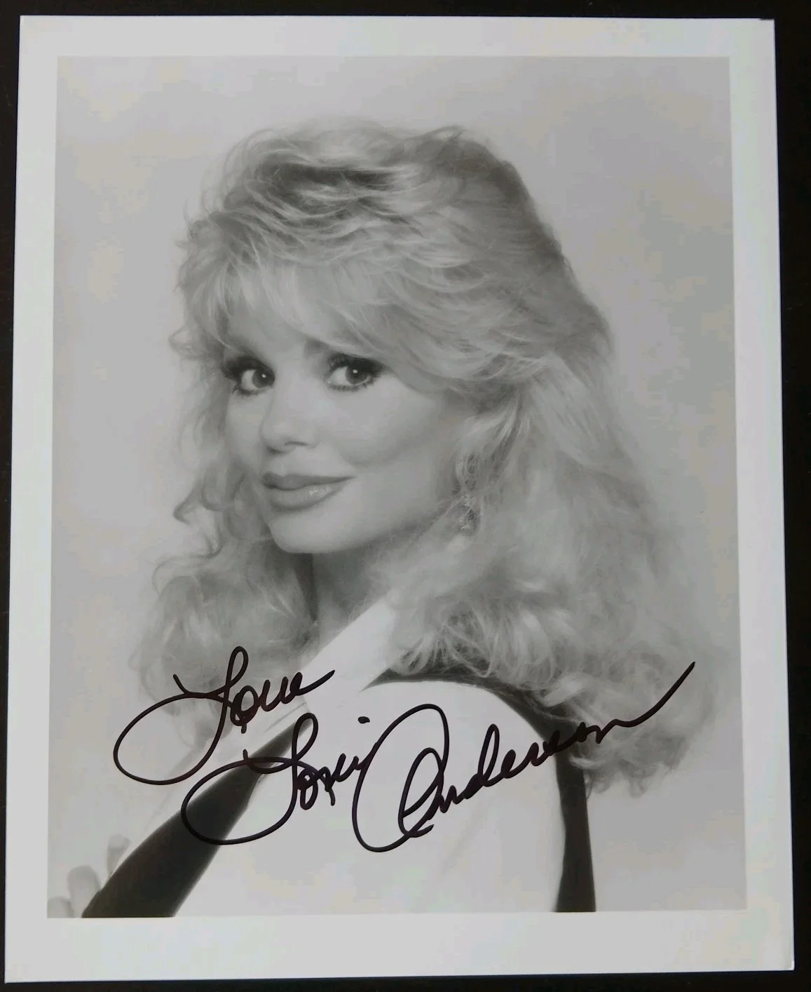 loni anderson — loni anderson signed 8x10 photo wkrp cincinnati actress
