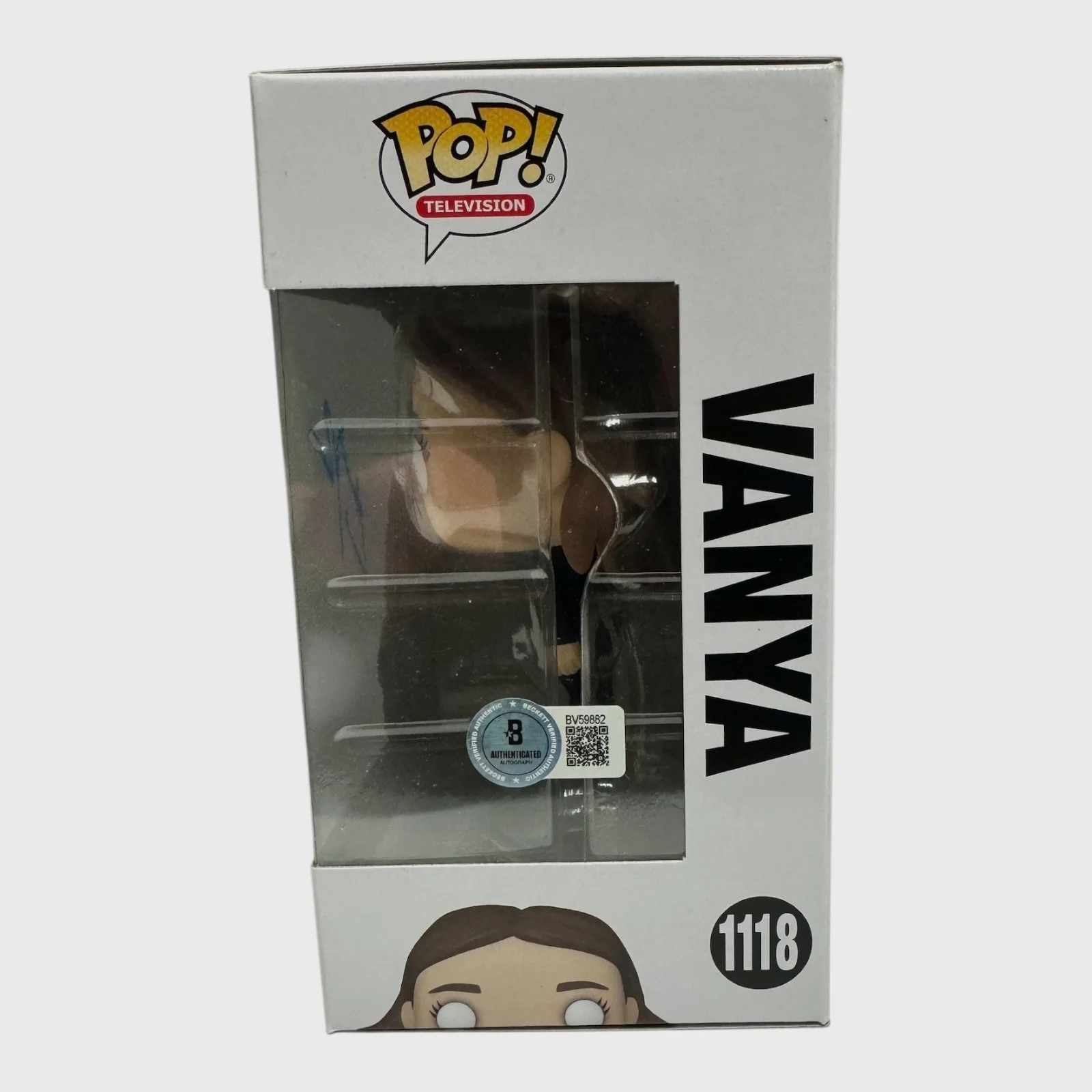 ELLIOTT PAGE — ELLIOTT PAGE SIGNED AUTOGRAPH THE UMBRELLA ACADEMY FUNKO POP 1118 BECKETT BAS, image 2