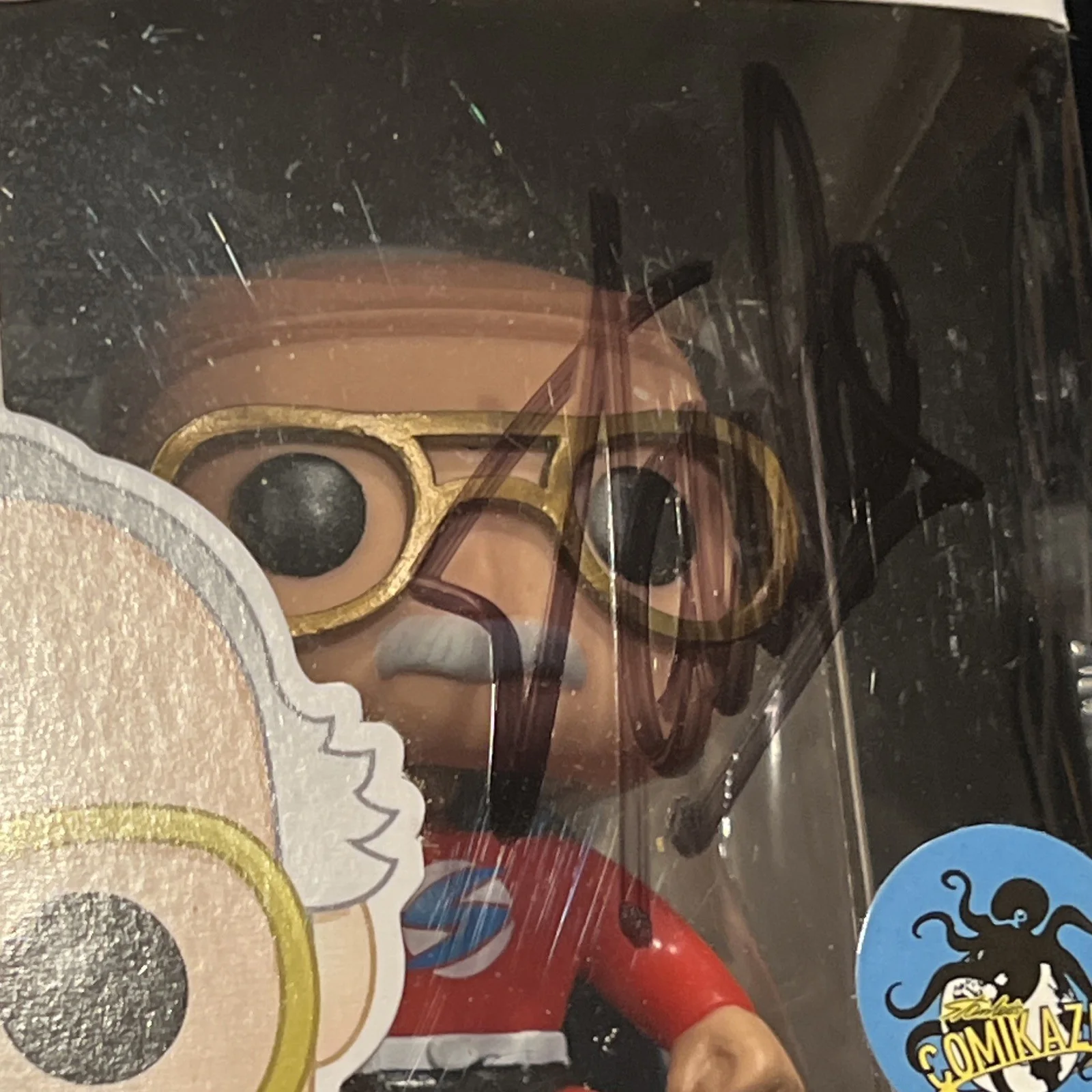 Stan Lee — Stan Lee #03 Comikaze Exclusive signed Autographed funko pop PSA/DNA, изображение 2
