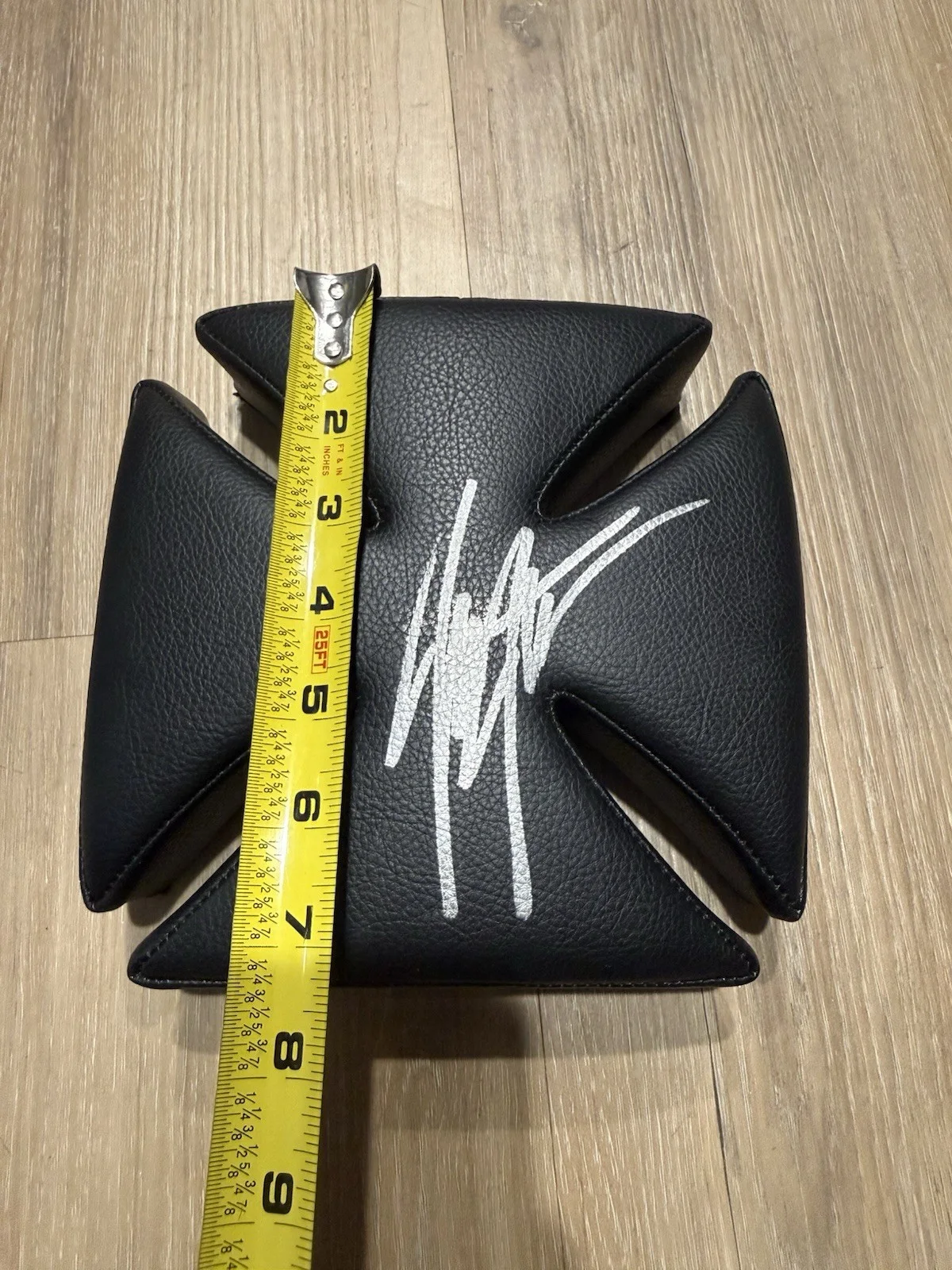 SUPER RARE COMBO: Jesse James Autographed Book & Autographed Chopper WCC Seat, изображение 5