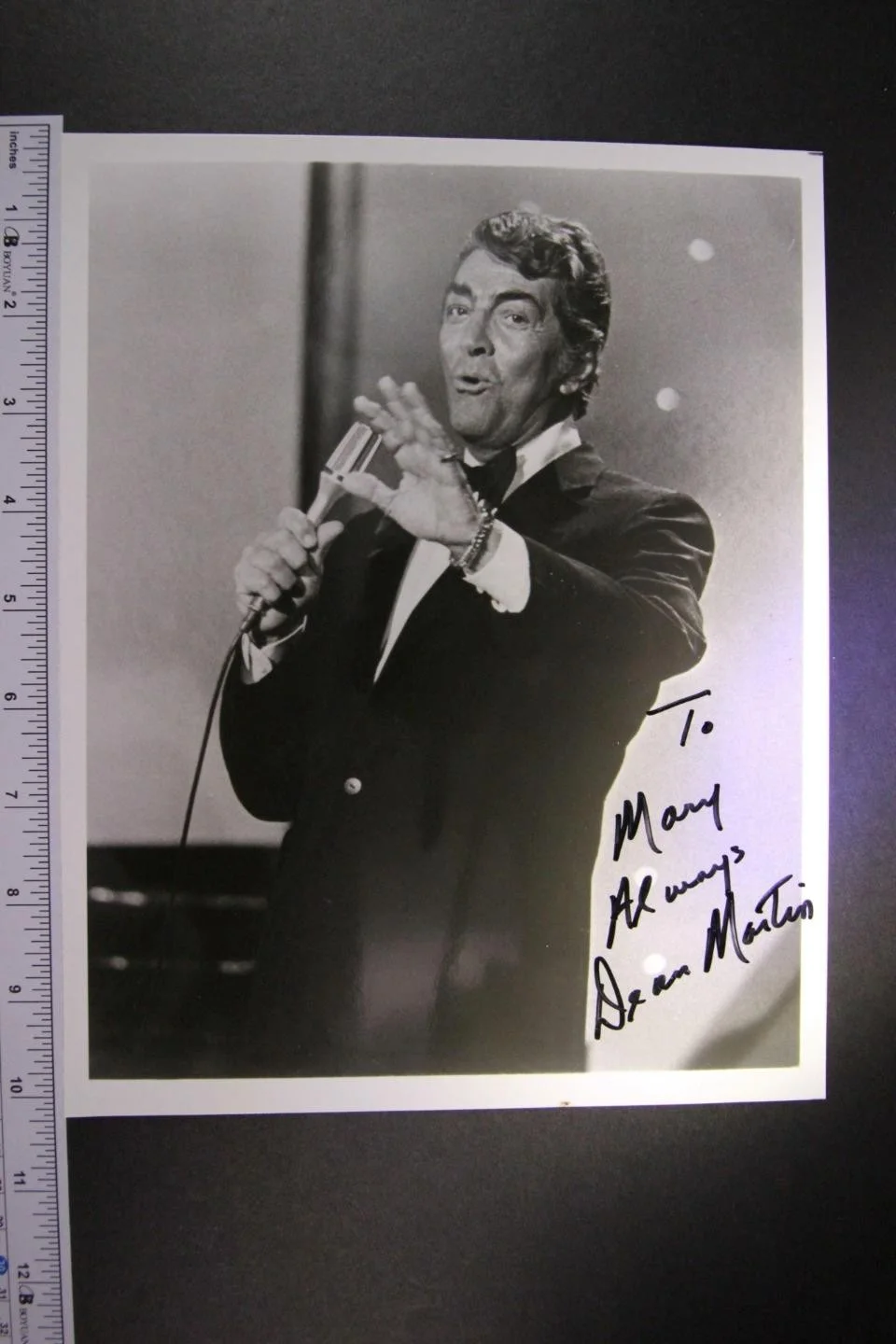 Dean Martin — DEAN MARTIN (1917-1995) (RIO BRAVO~OCEAN'S 11~CANNONBALL RUN) AUTOGRAPH PHOTO~