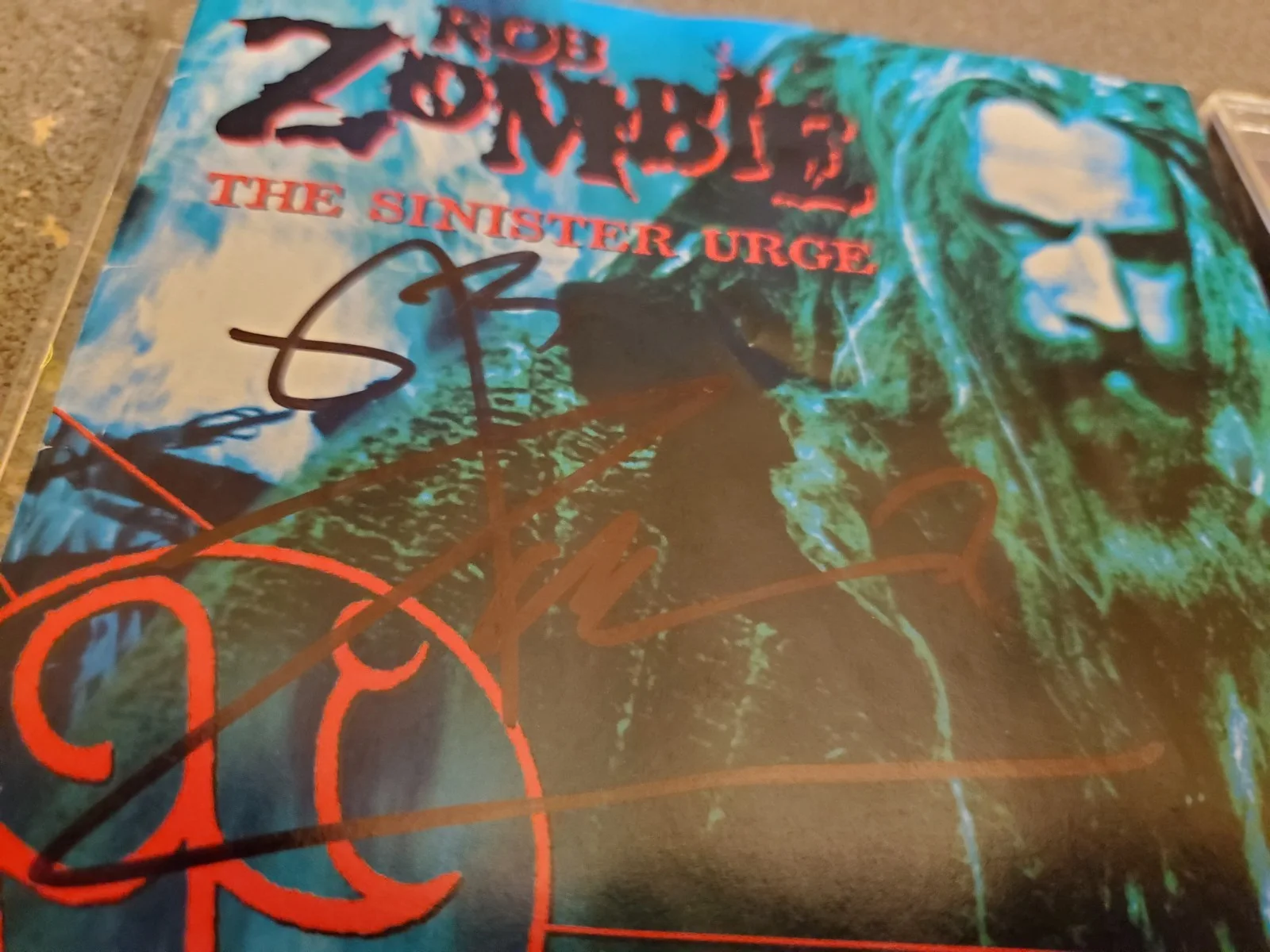 Rob Zombie John Tempesta Mike Riggs SIGNED CD The Sinister Urge, изображение 2