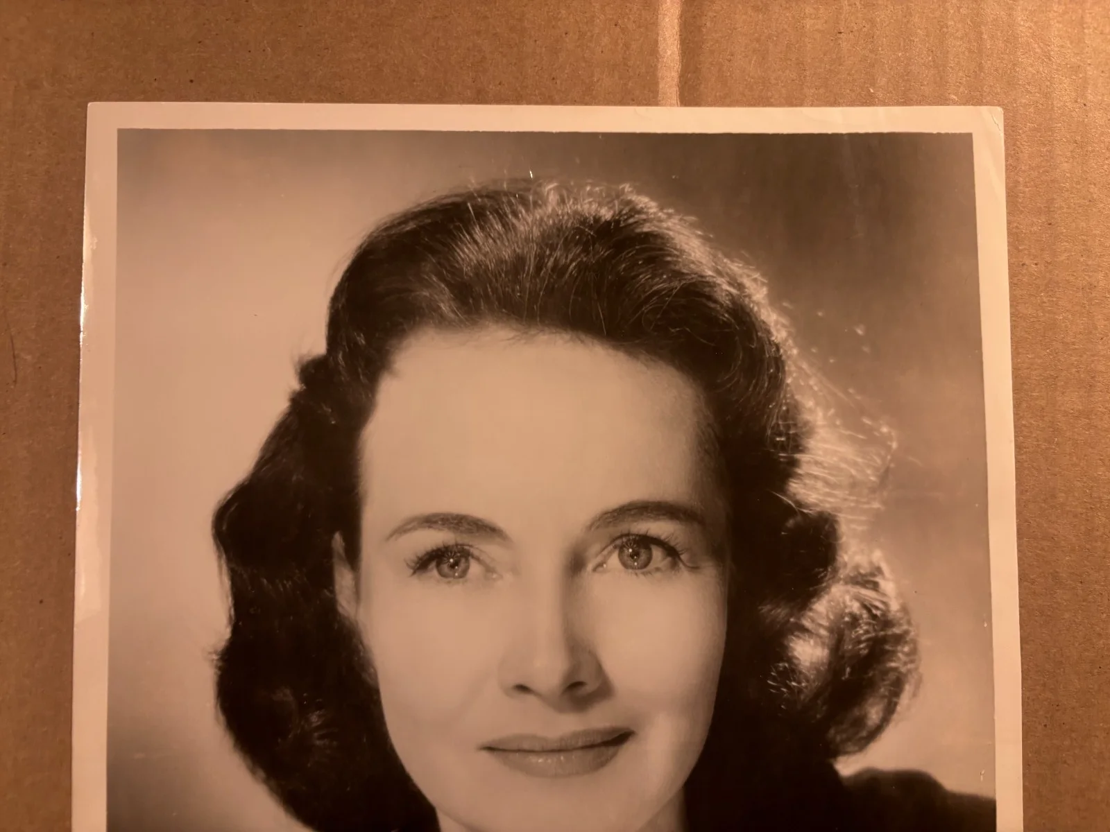 Teresa Wright Rare Autographed 8/10 Photo '50s Mrs. Miniver Shadow Of Doubt, image 2