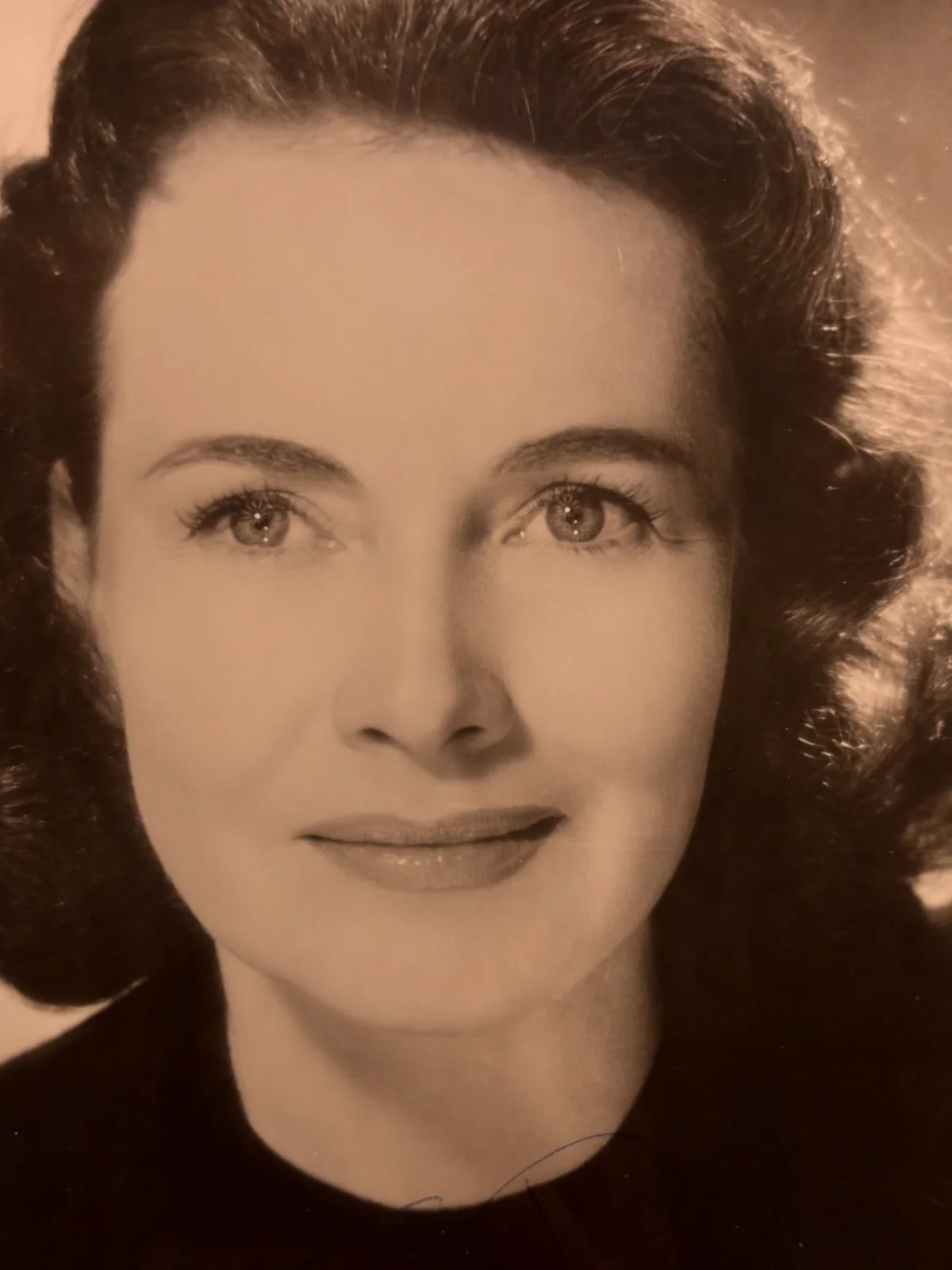 Teresa Wright Rare Autographed 8/10 Photo '50s Mrs. Miniver Shadow Of Doubt, image 4