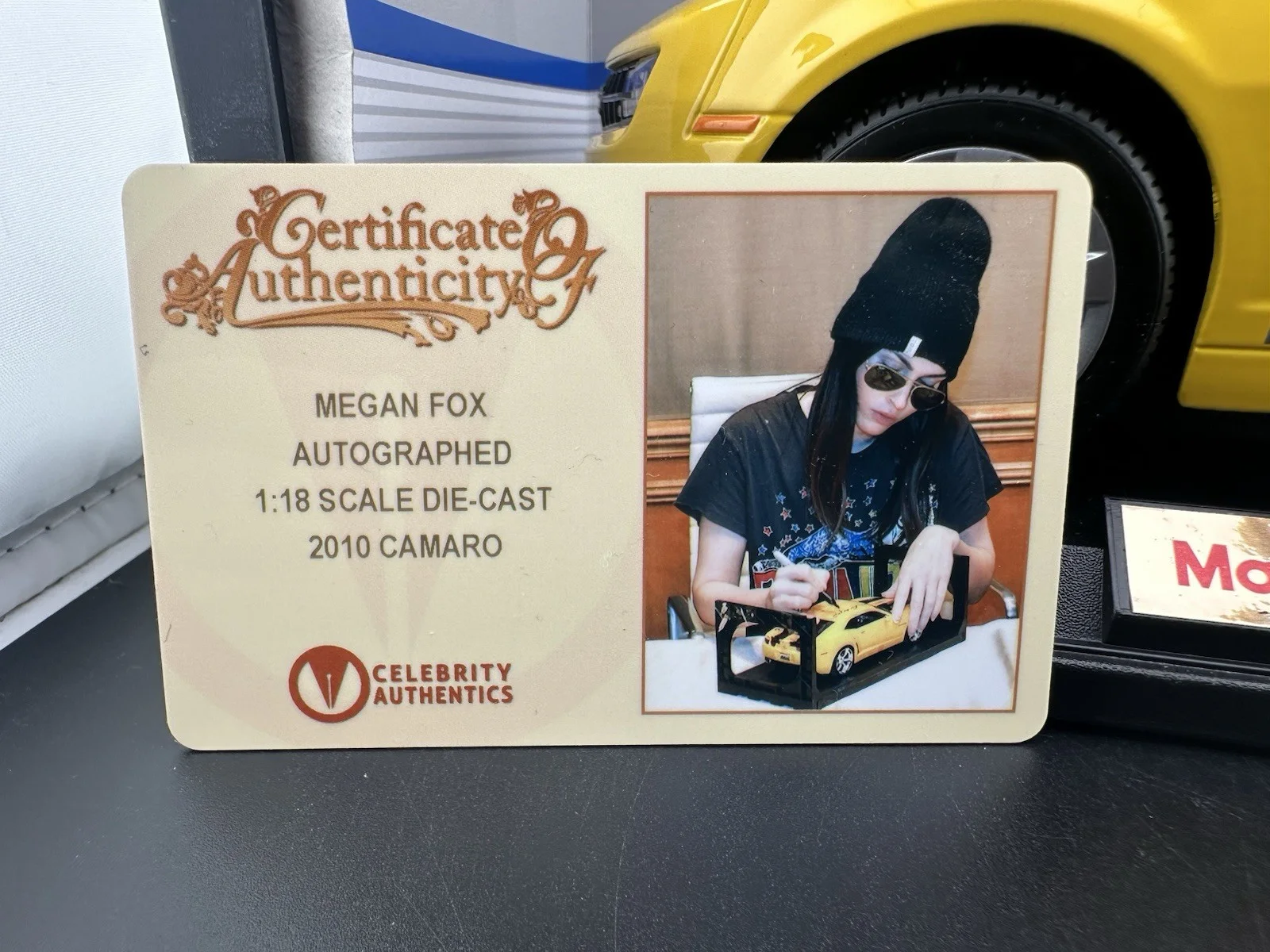 Megan Fox — Megan Fox Signed Autographed Diecast 1:18 Camero SS Celebrity Authentics COA, image 5