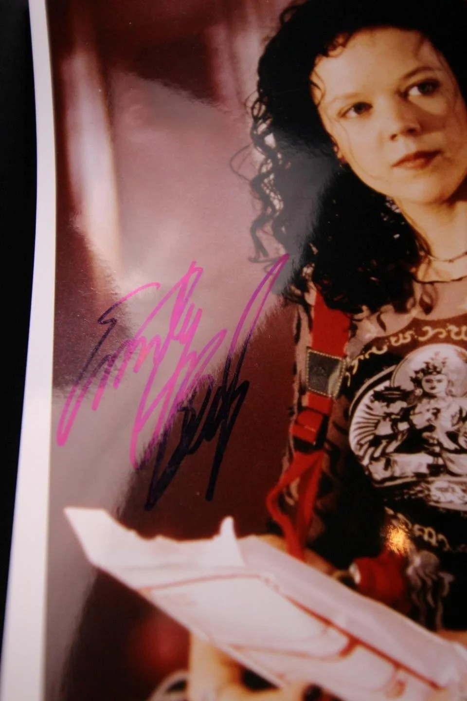 Emily Lloyd — EMILY LLOYD (WISH YOU WERE HERE~COOKIE~A RIVER RUNS THROUGH IT) AUTOGRAPH PHOTO~, изображение 2