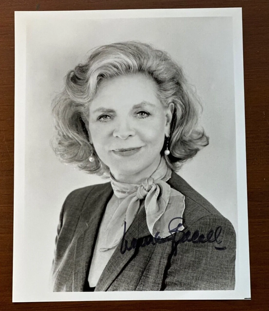 Lauren Bacall — LAUREN BACALL Signed Autographed Photo 8X10 Promo
