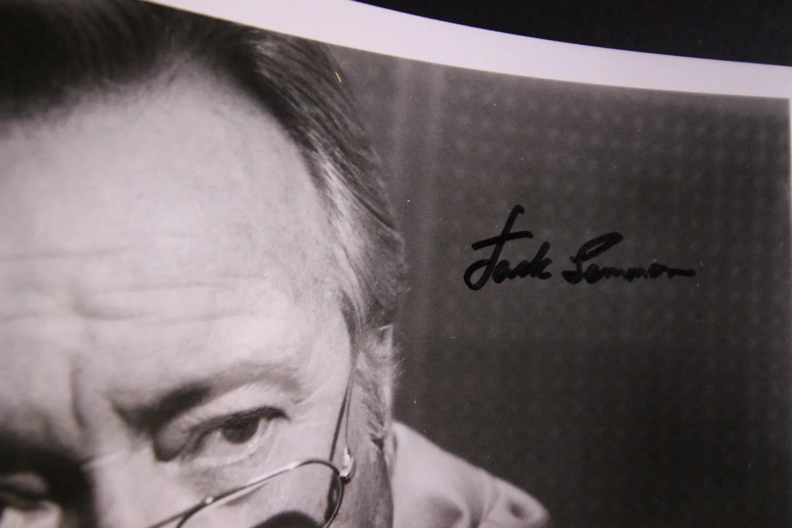 Jack Lemmon — JACK LEMMON (1925-2001) (SOME LIKE IT HOT~THE APARTMENT) AUTOGRAPH PHOT)~, изображение 2