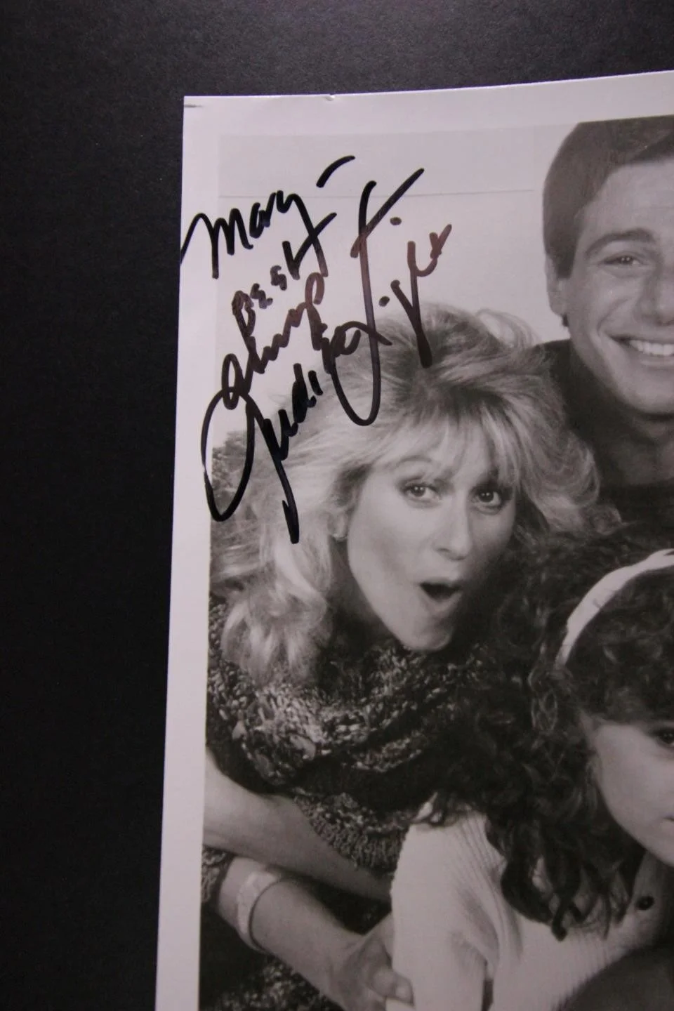 Judith Light — JUDITH LIGHT (WHO'S THE BOSS?~TRANSPARENT) AUTOGRAPH PHOTO~, image 2