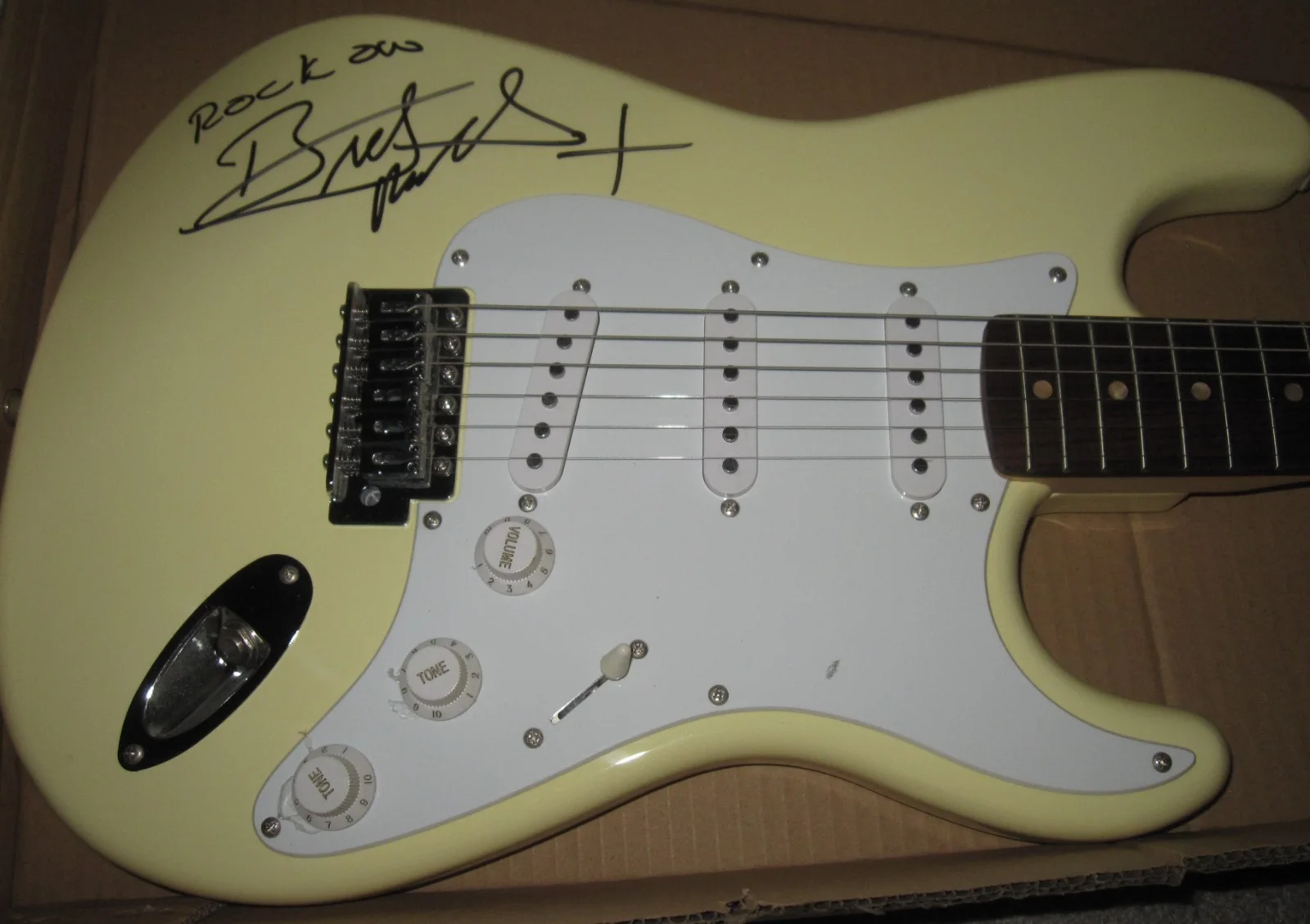 BRET MICHAELS SIGNED GUITAR POISON FENDER STRAT ROCK OF LOVE AUTOGRAPH JSA LOA, изображение 2