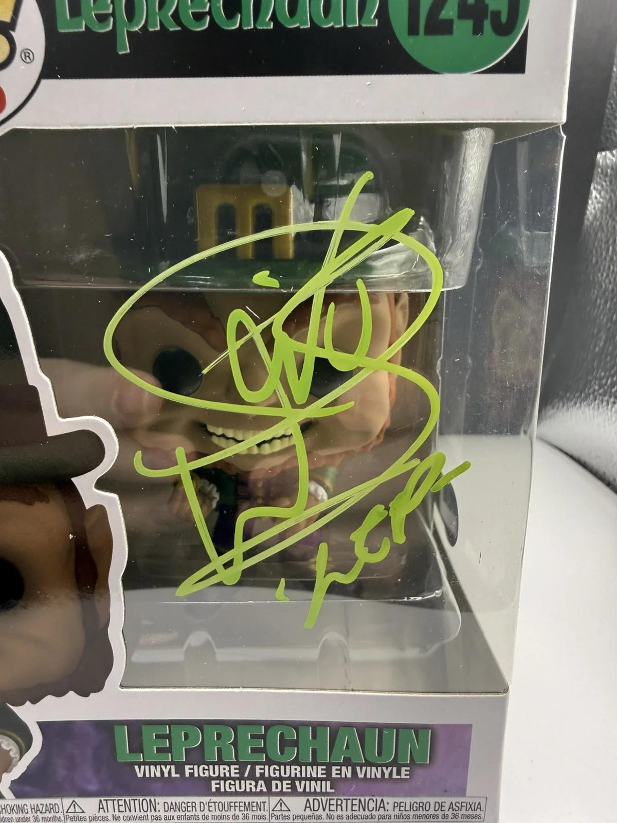WARWICK DAVIS — WARWICK DAVIS Leprechaun signed Funko Pop Horror Sci Fi Beckett COA, image 4