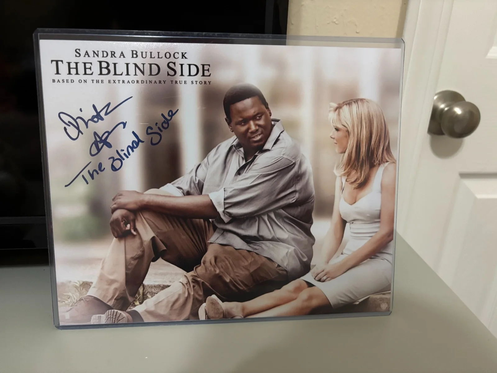 Quinton Aaron — Quinton Aaron Signed Autographed with "The Blind Side" inscription 8x10 Photo