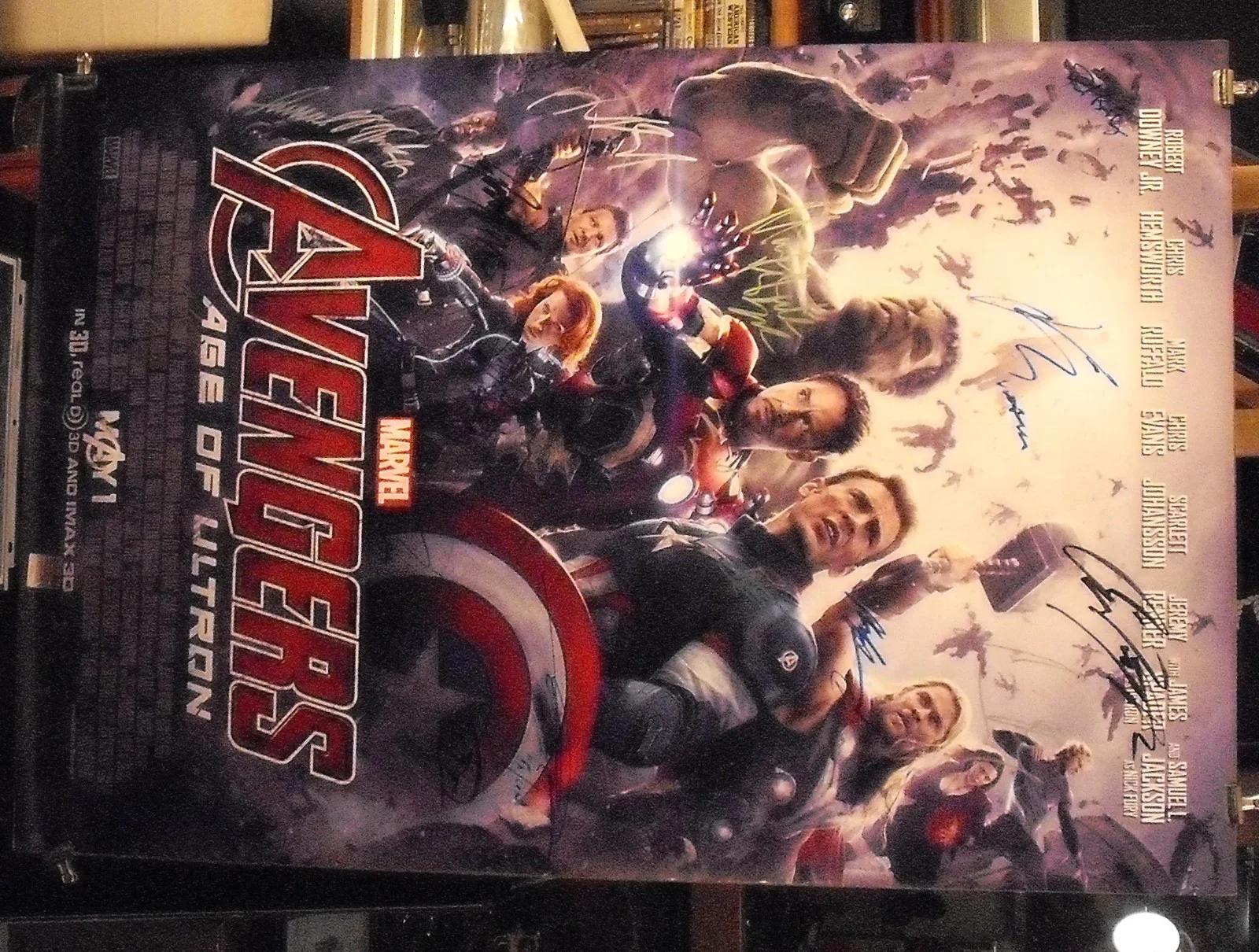 Robert Downey Jr, Chris Evans, Chris Hemsworth, many others — AVENGERS Age Of Ultron Movie Poster 27x40 - #42/50 Signed - World Premiere COA, изображение 2