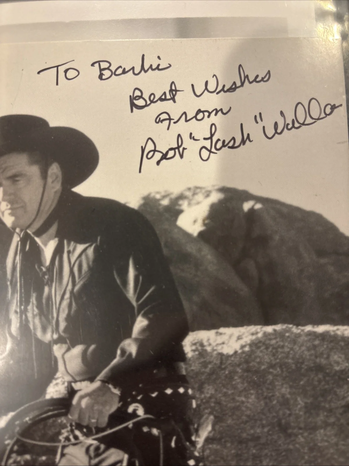 Vintage Western Star Bob "Lash" Wallace Autographed Photo 8 X 10 HAPPY TRAILS, изображение 2