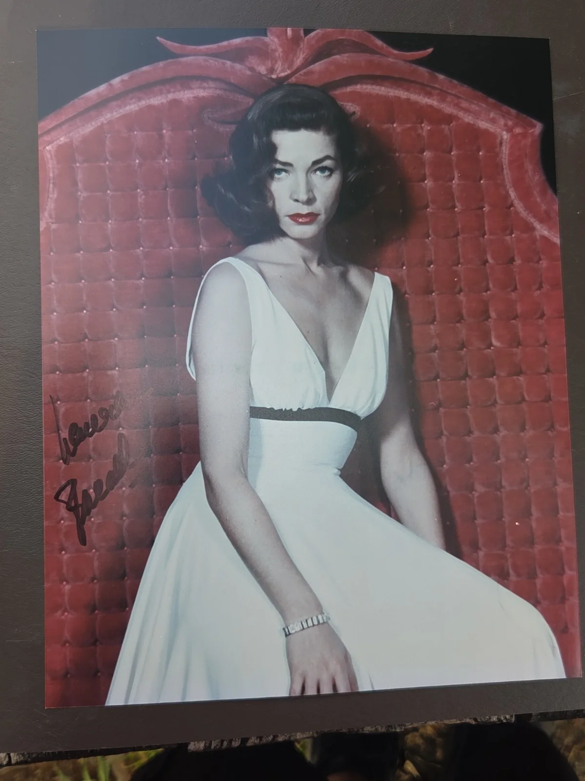 Lauren Bacall Aithentic Signed 8x10 Color Photo, изображение 2