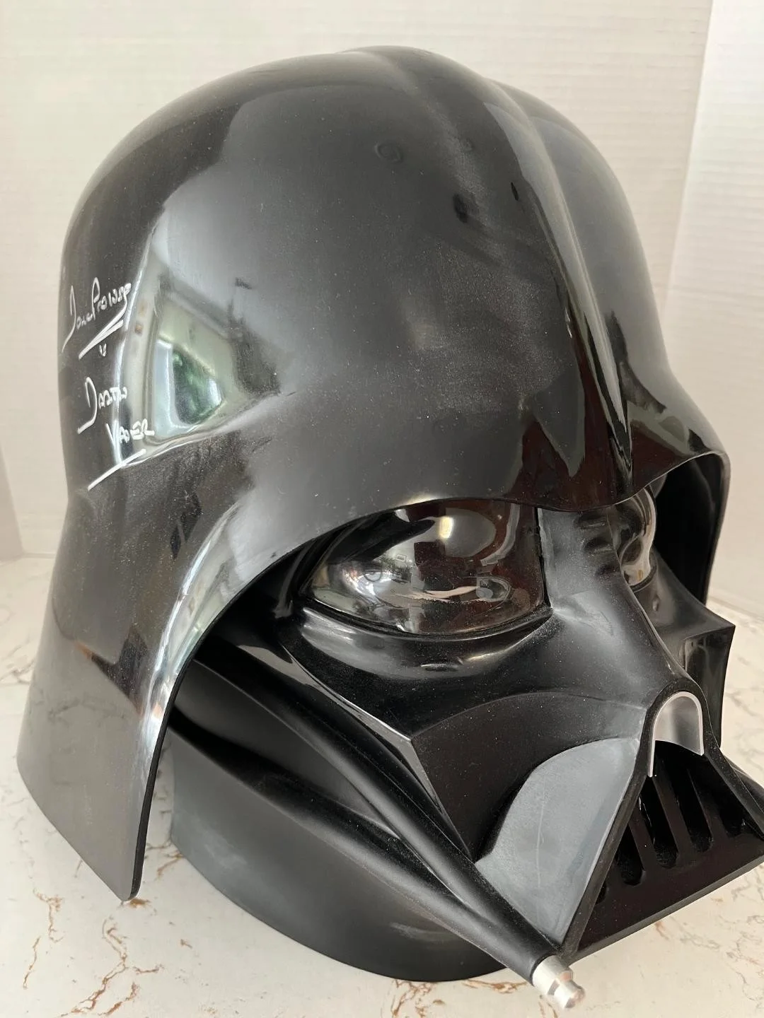 David Prowse — David Prowse Signed Darth Vader Helmet! Free Shipping in Canada and the U.S.!, изображение 4