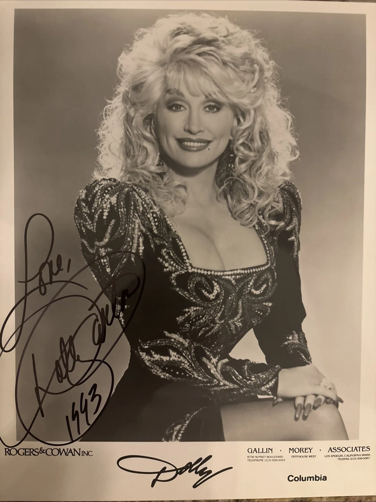 Dolly Parton Original Autographed Photo Columbia 1993 & Backstage Tour Pass, image 4