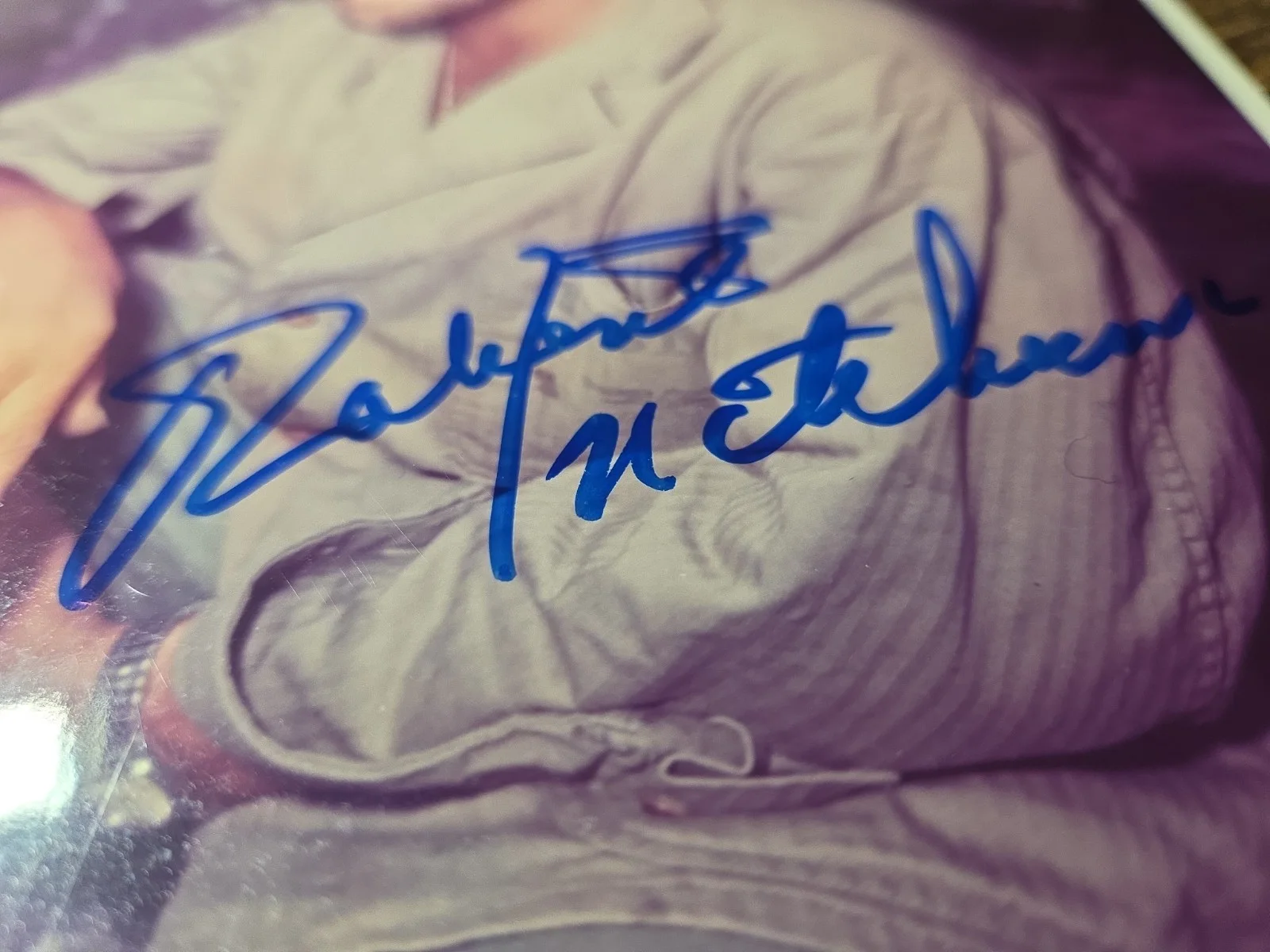 Robert Mitchum — Autographed Robert Mitchum 8x10 Photo Authentic Autograph Great Glossy Picture, изображение 5